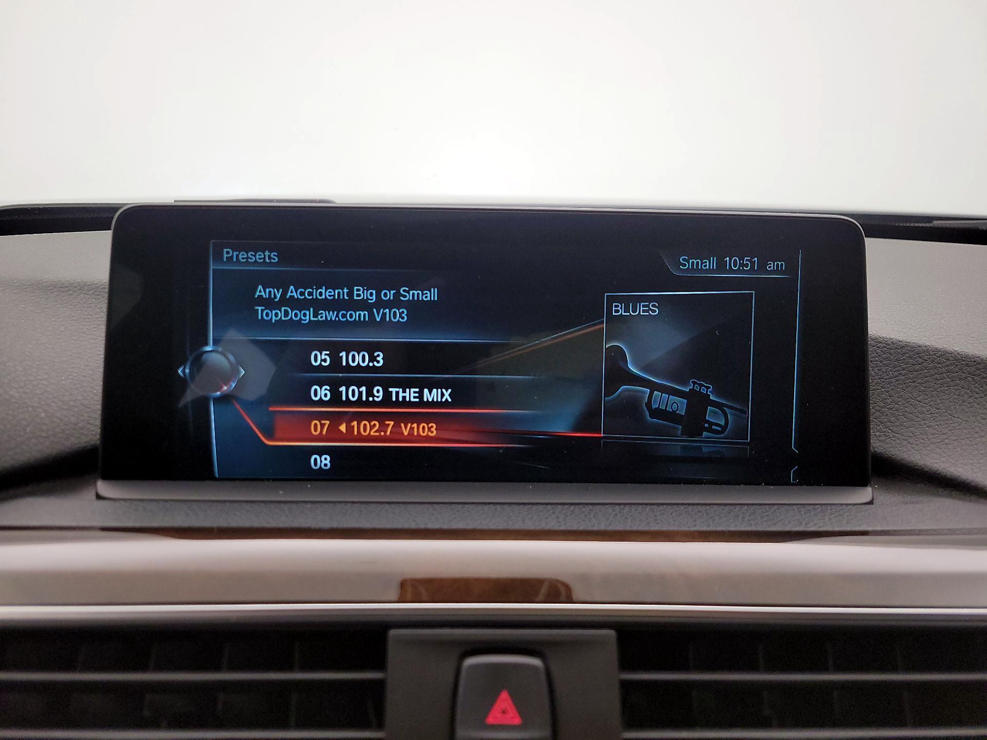 Thumbnail: 2017 BMW 3 Series - 16