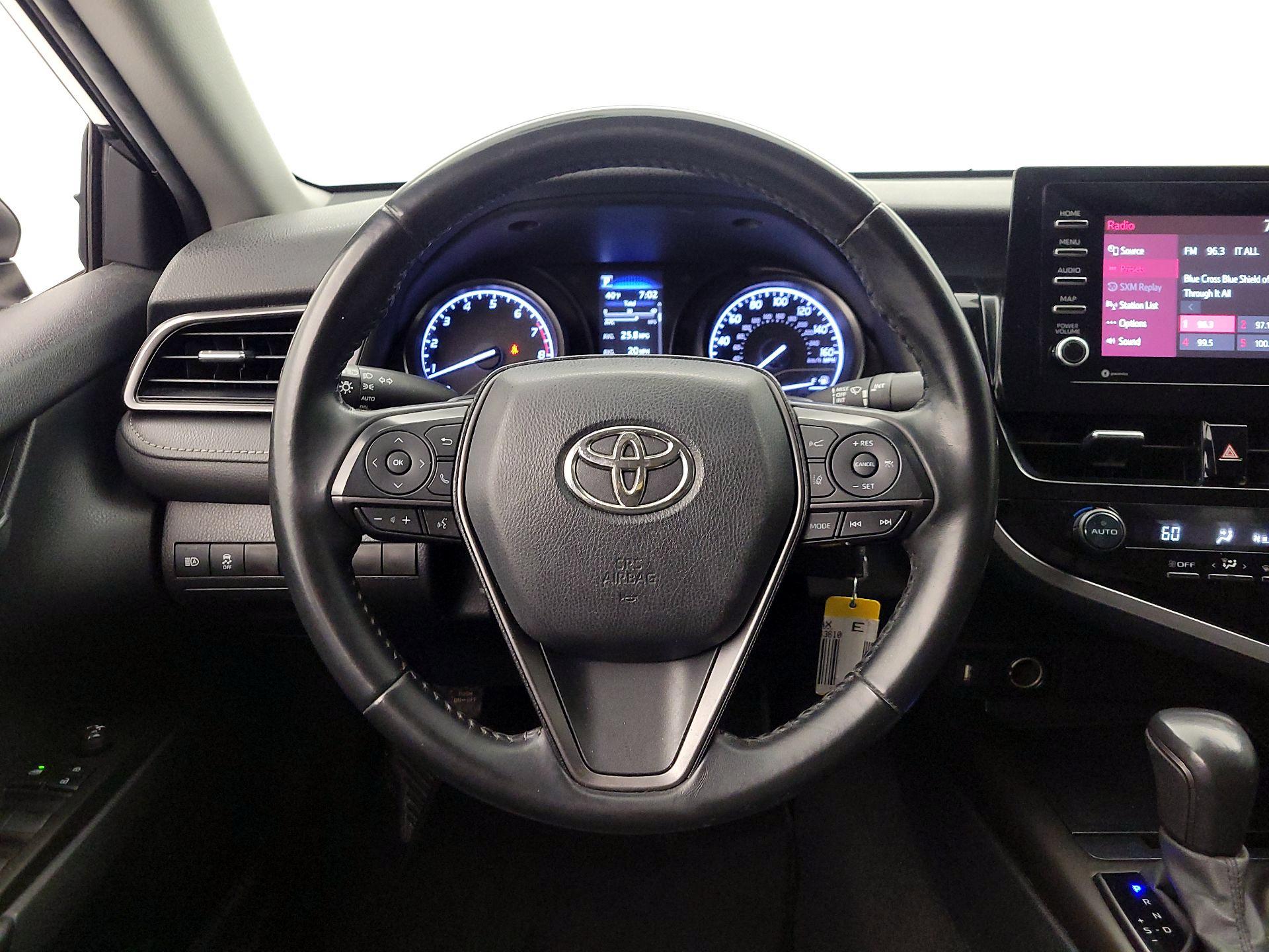 Thumbnail: 2021 Toyota Camry - 10
