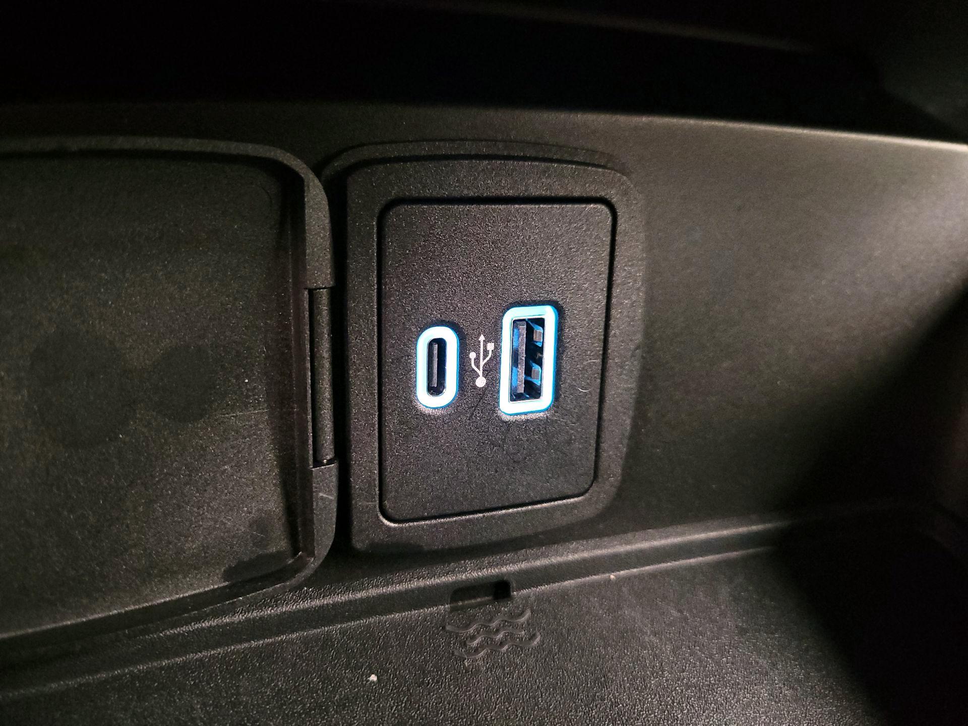 Thumbnail: 2023 Ford Bronco - 19