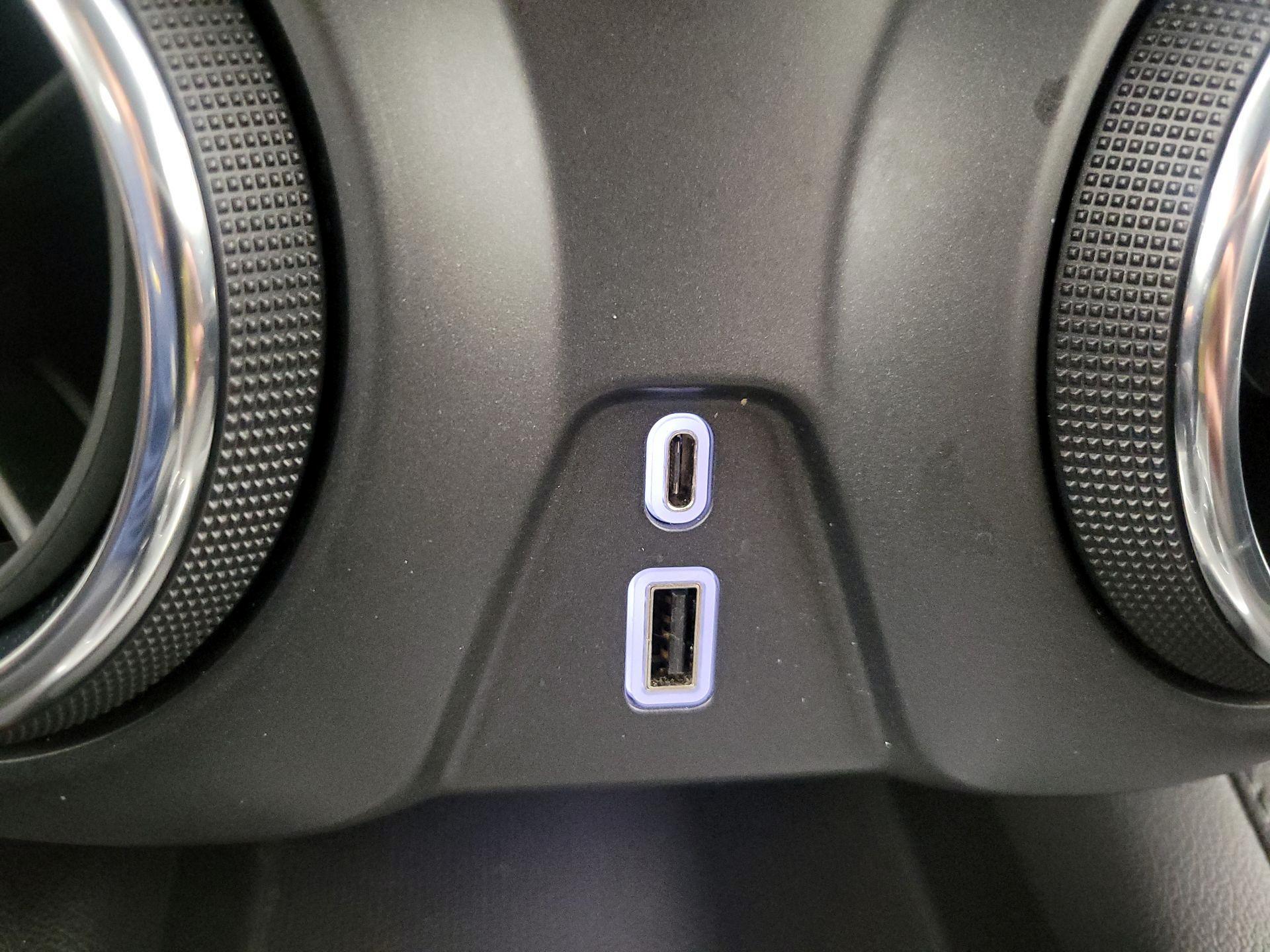 Thumbnail: 2022 Chevrolet Blazer - 18