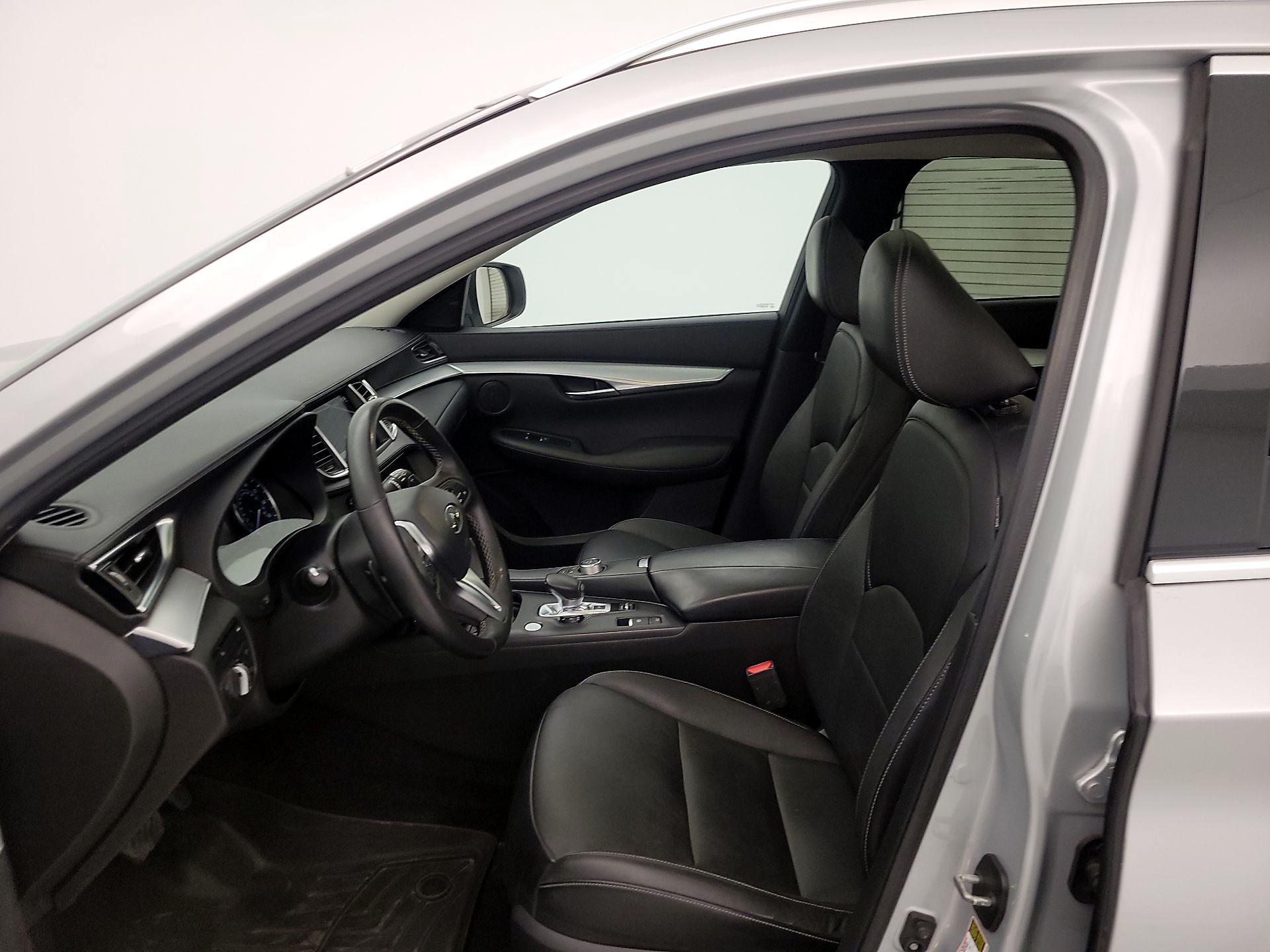 Thumbnail: 2020 INFINITI QX50 - 11