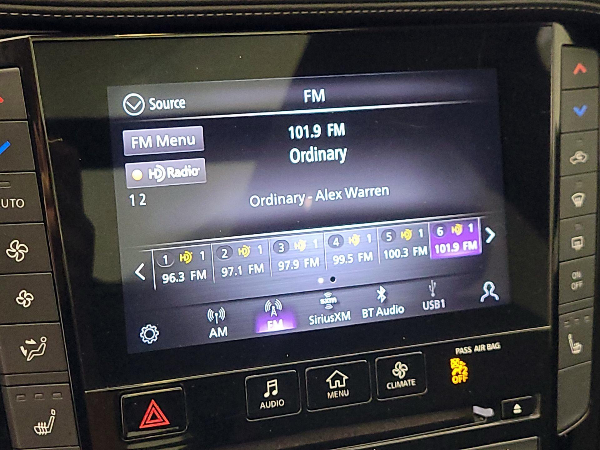 Thumbnail: 2020 INFINITI QX50 - 16