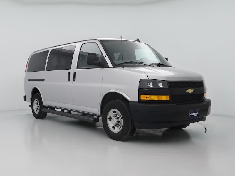 2022 Chevrolet Express 2500 LS -
                  Hillside, IL