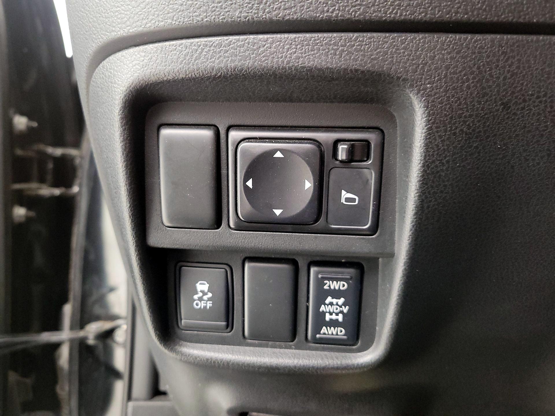 Thumbnail: 2017 Nissan Juke - 13