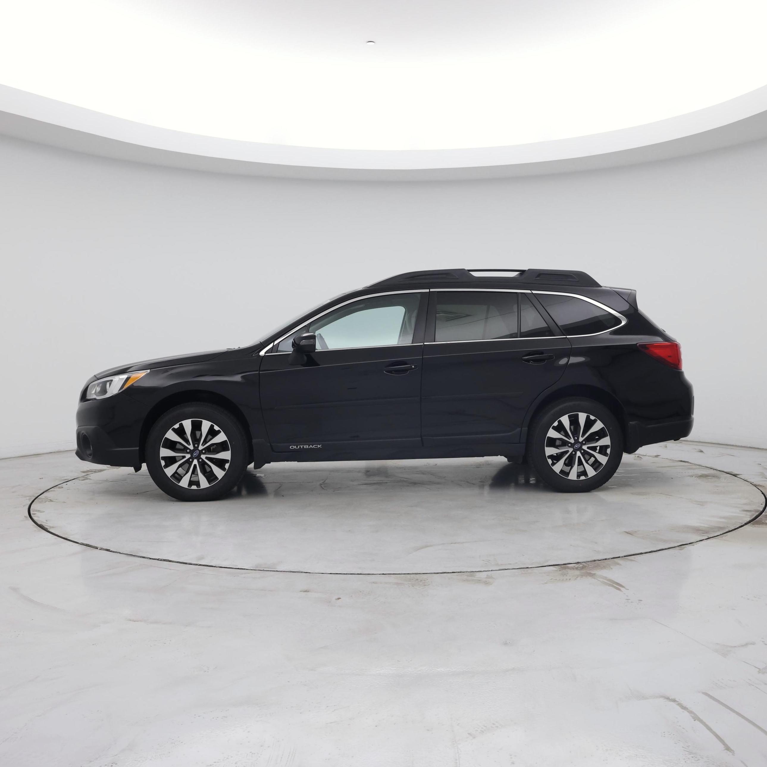 Thumbnail: 2016 Subaru Outback - 3