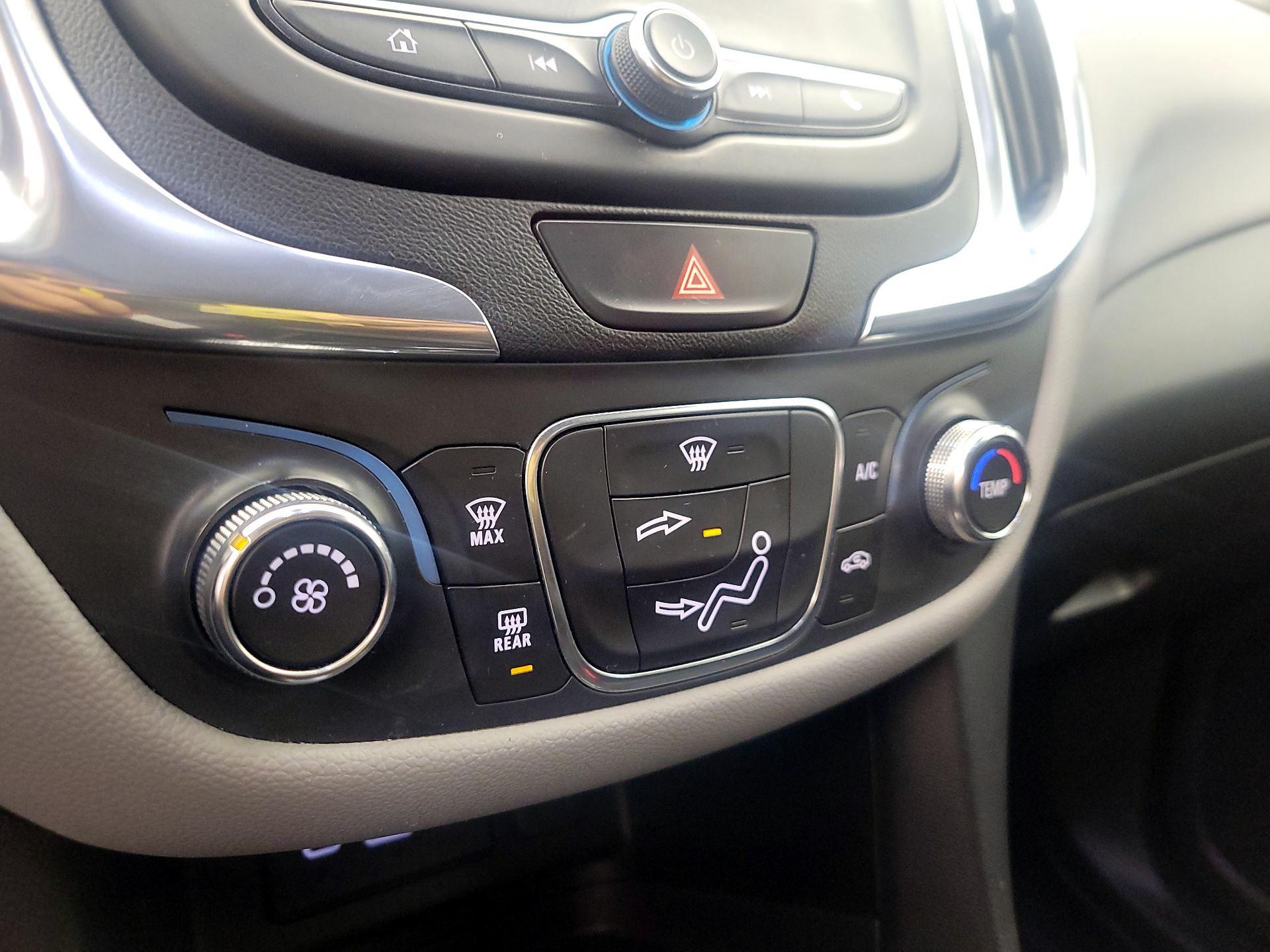 Thumbnail: 2020 Chevrolet Equinox - 16