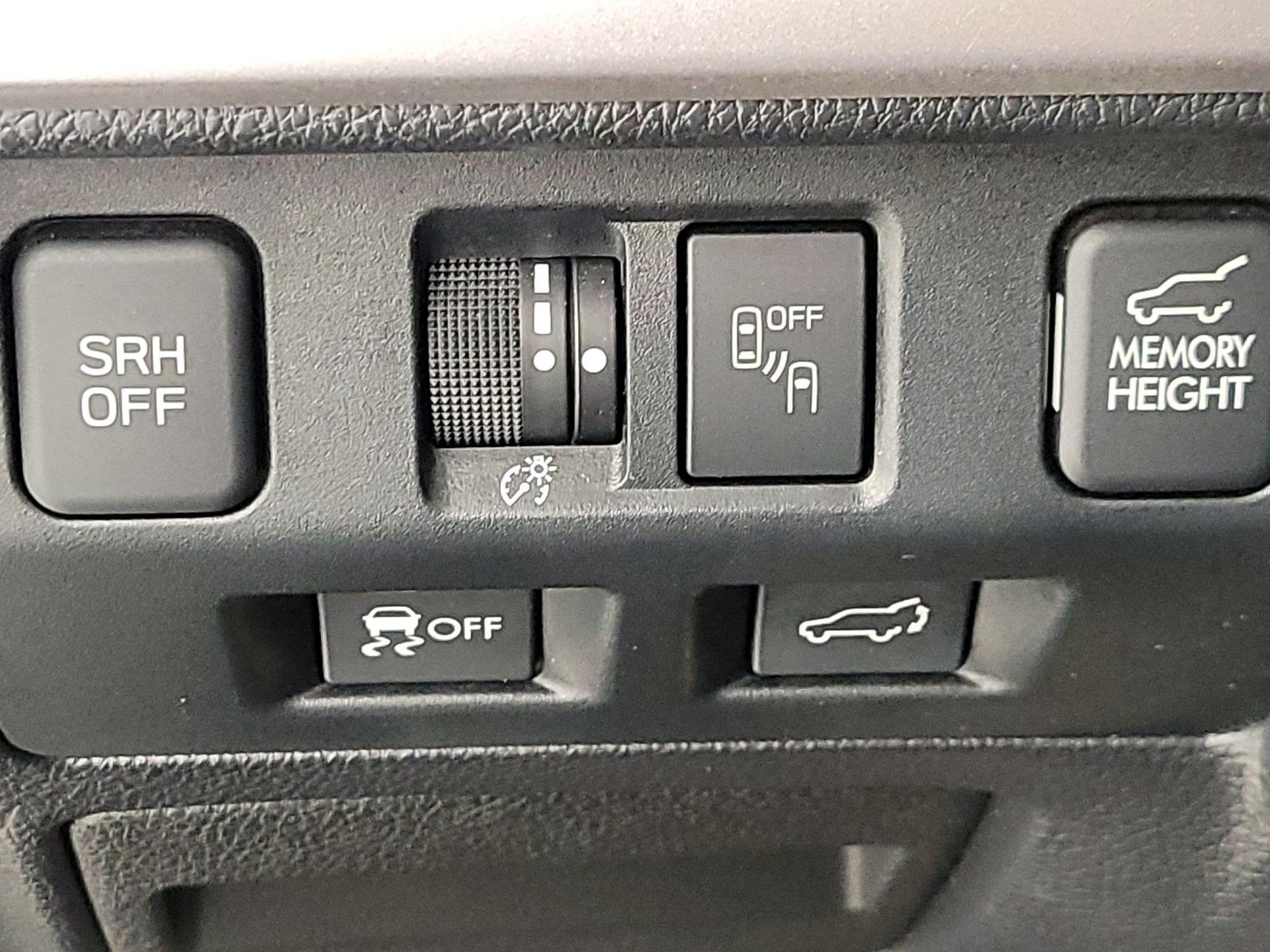 Thumbnail: 2017 Subaru Forester - 13