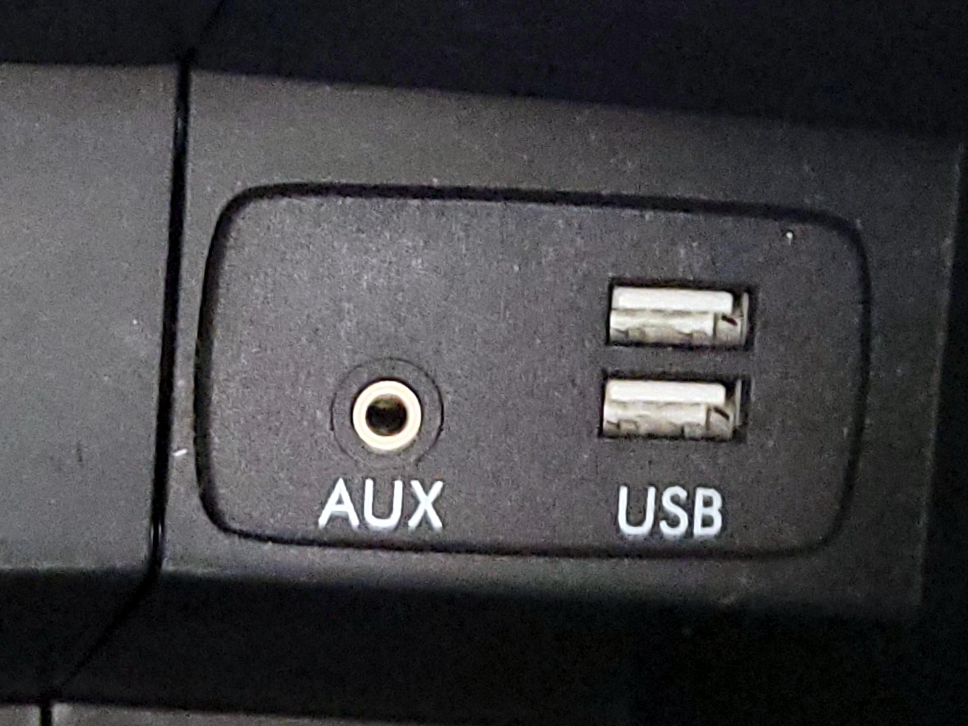 Thumbnail: 2017 Subaru Forester - 18