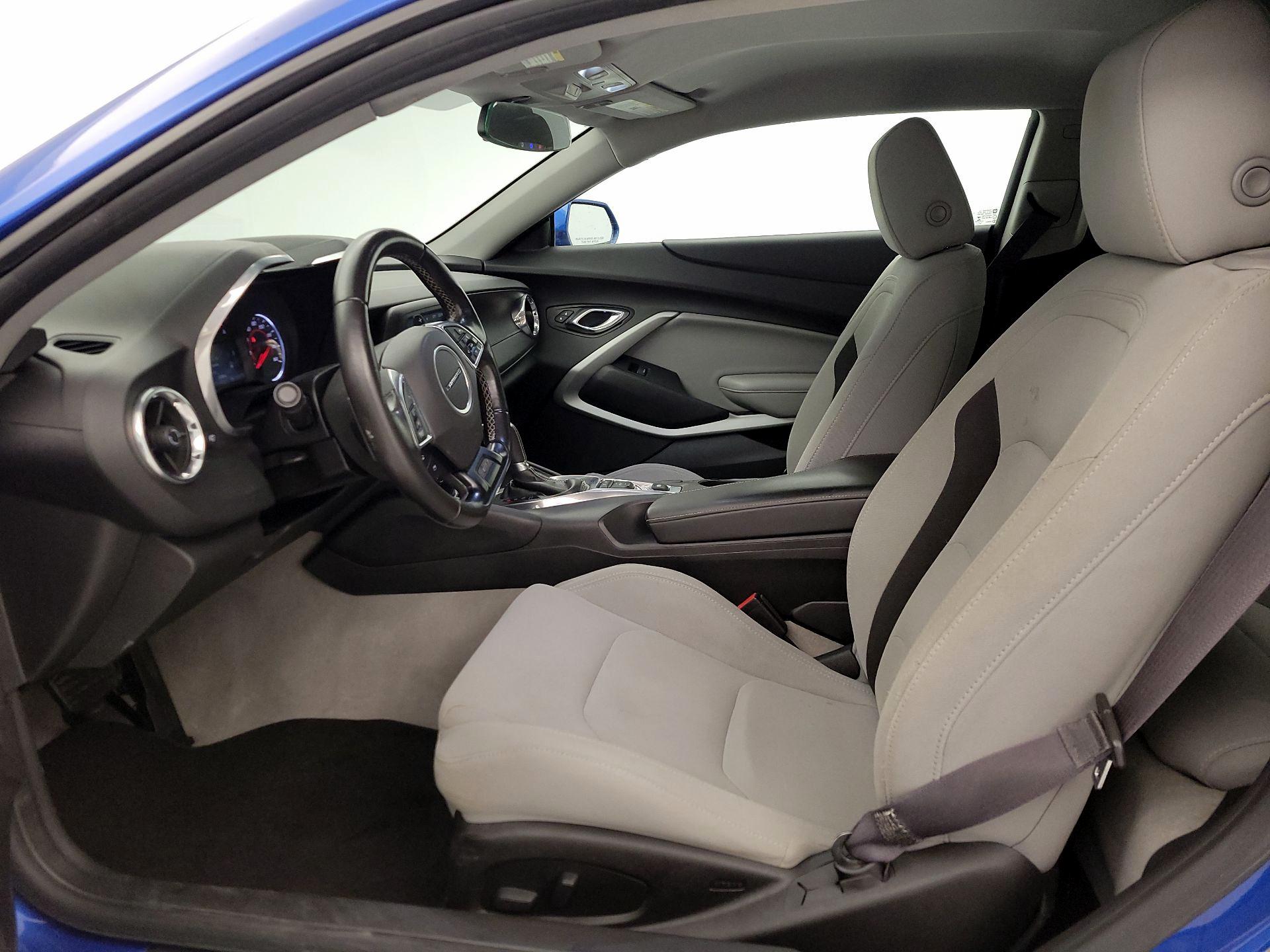 Thumbnail: 2017 Chevrolet Camaro - 11