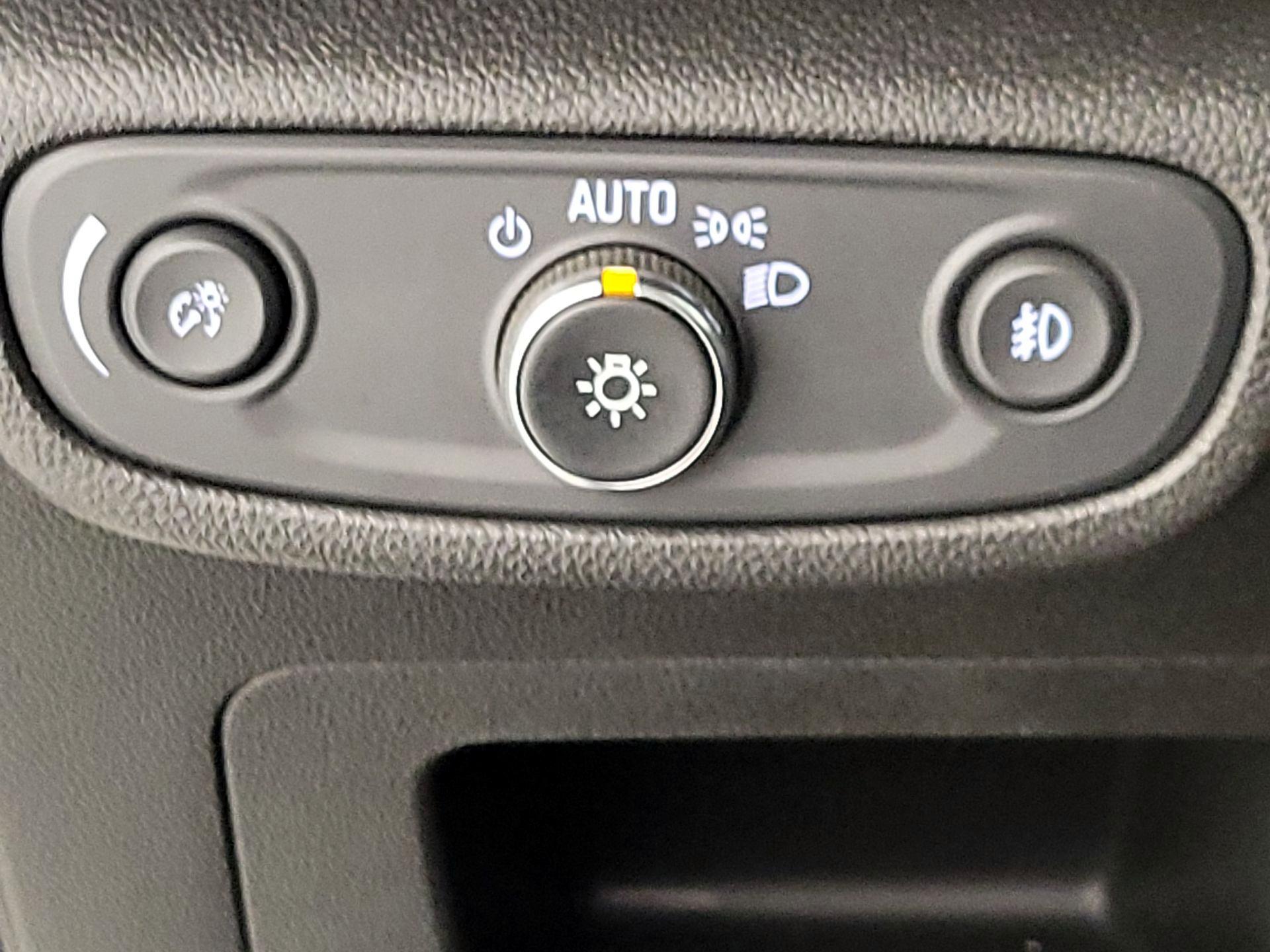 Thumbnail: 2021 Chevrolet TrailBlazer - 13