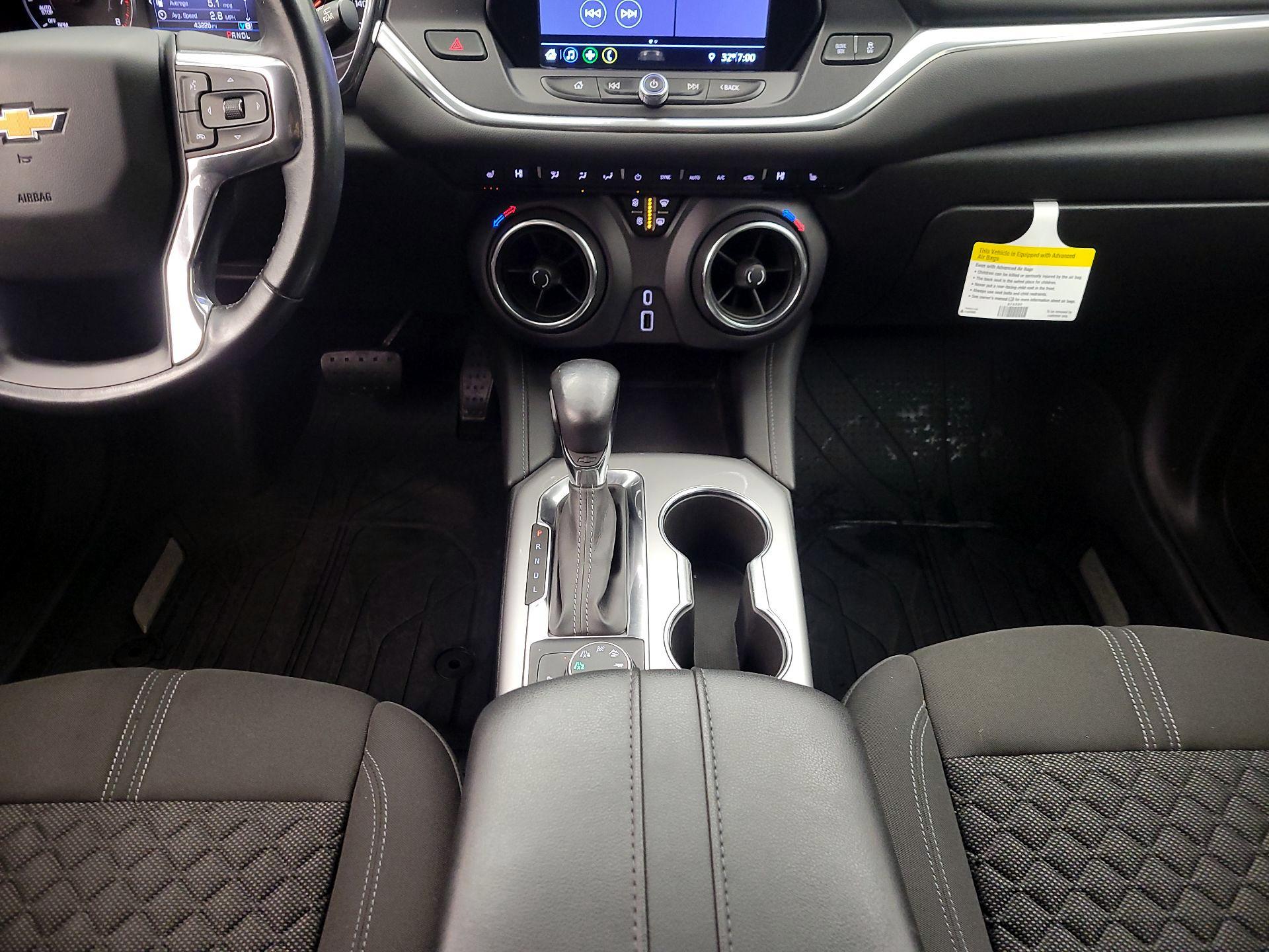 Thumbnail: 2019 Chevrolet Blazer - 17