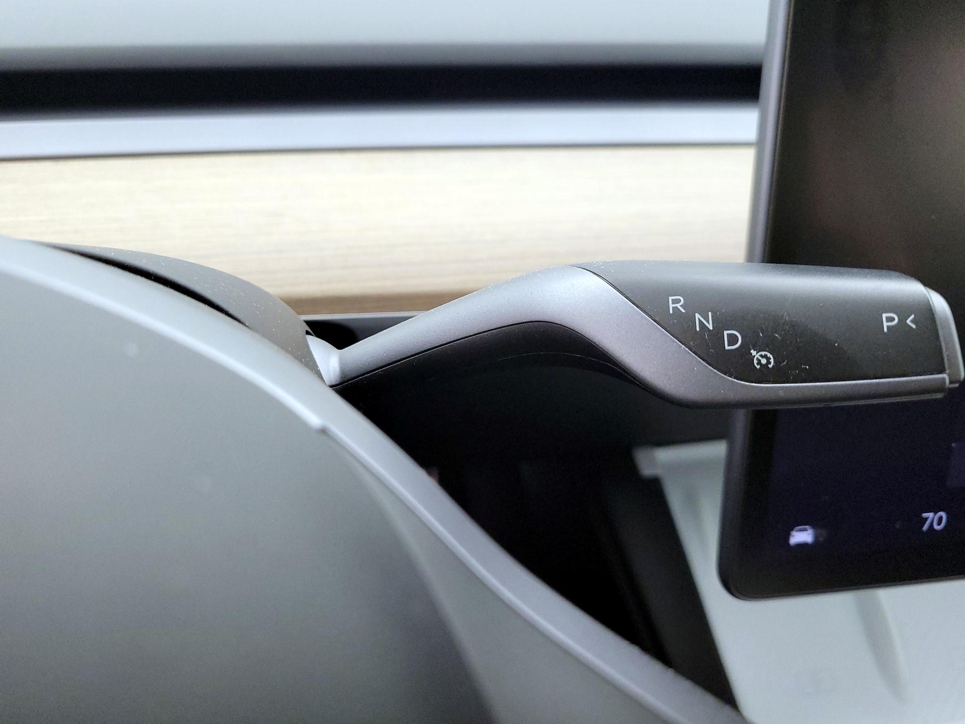 Thumbnail: 2023 Tesla Model 3 - 16