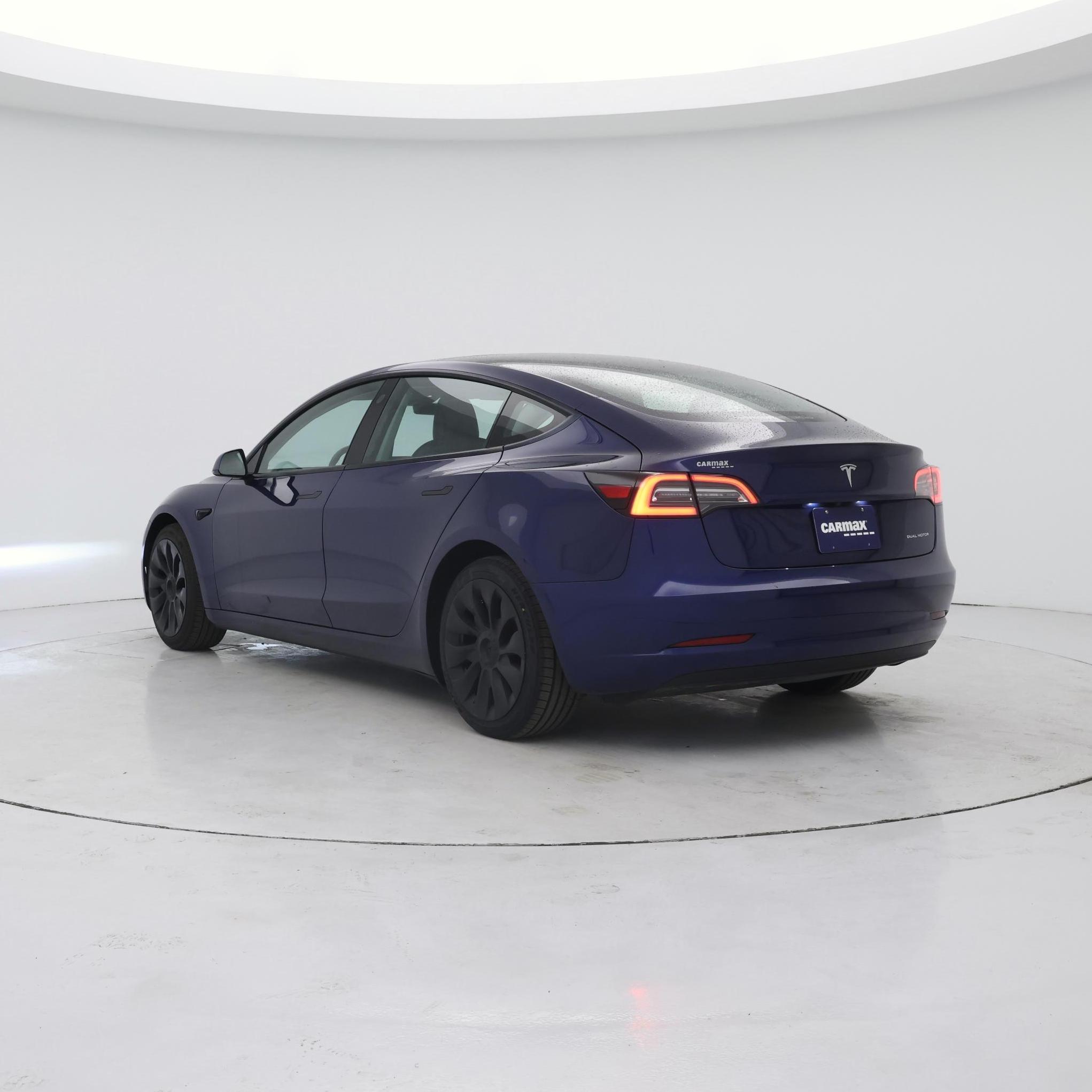 Thumbnail: 2023 Tesla Model 3 - 2