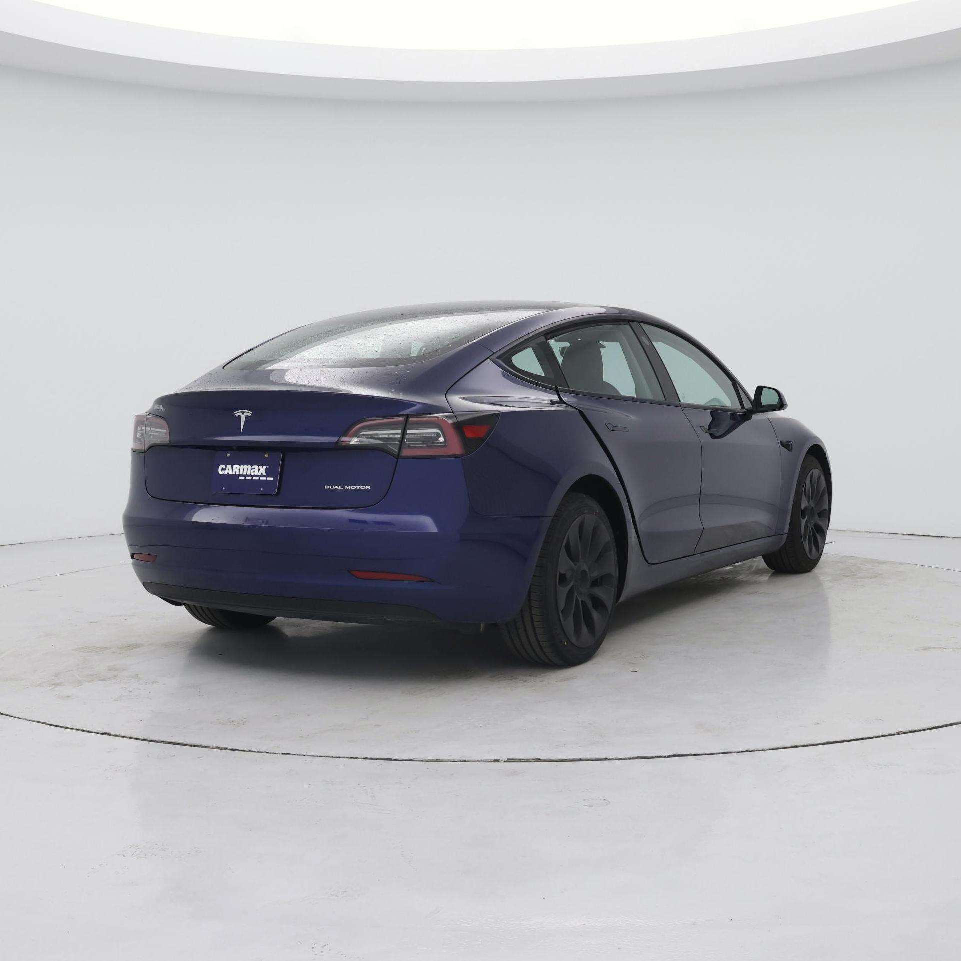Thumbnail: 2023 Tesla Model 3 - 8