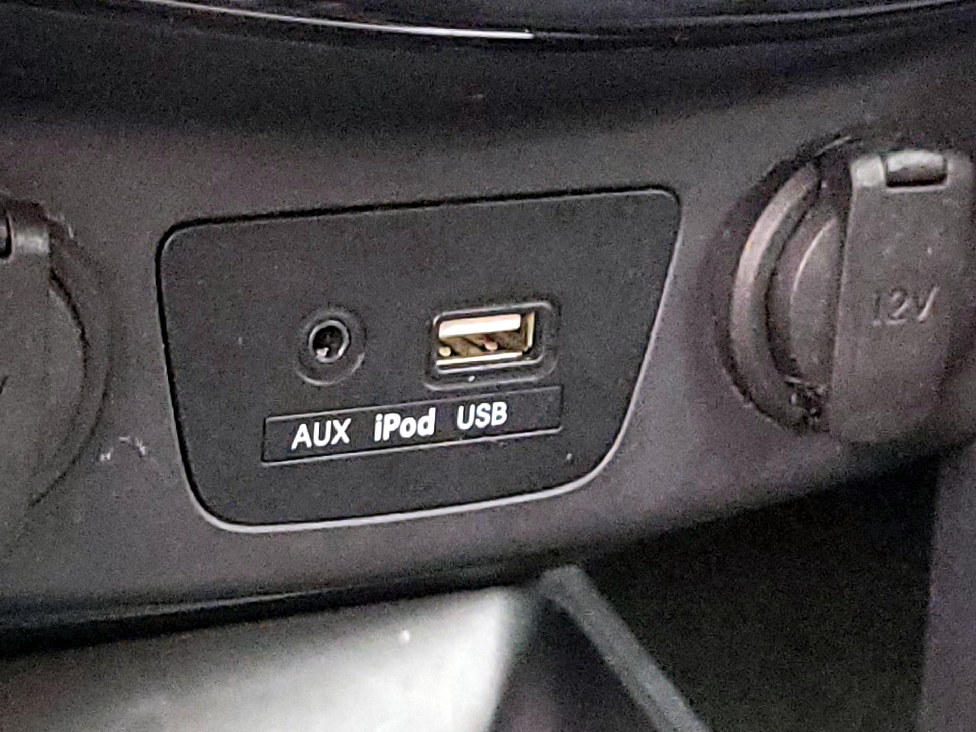 Thumbnail: 2014 Hyundai Elantra - 17