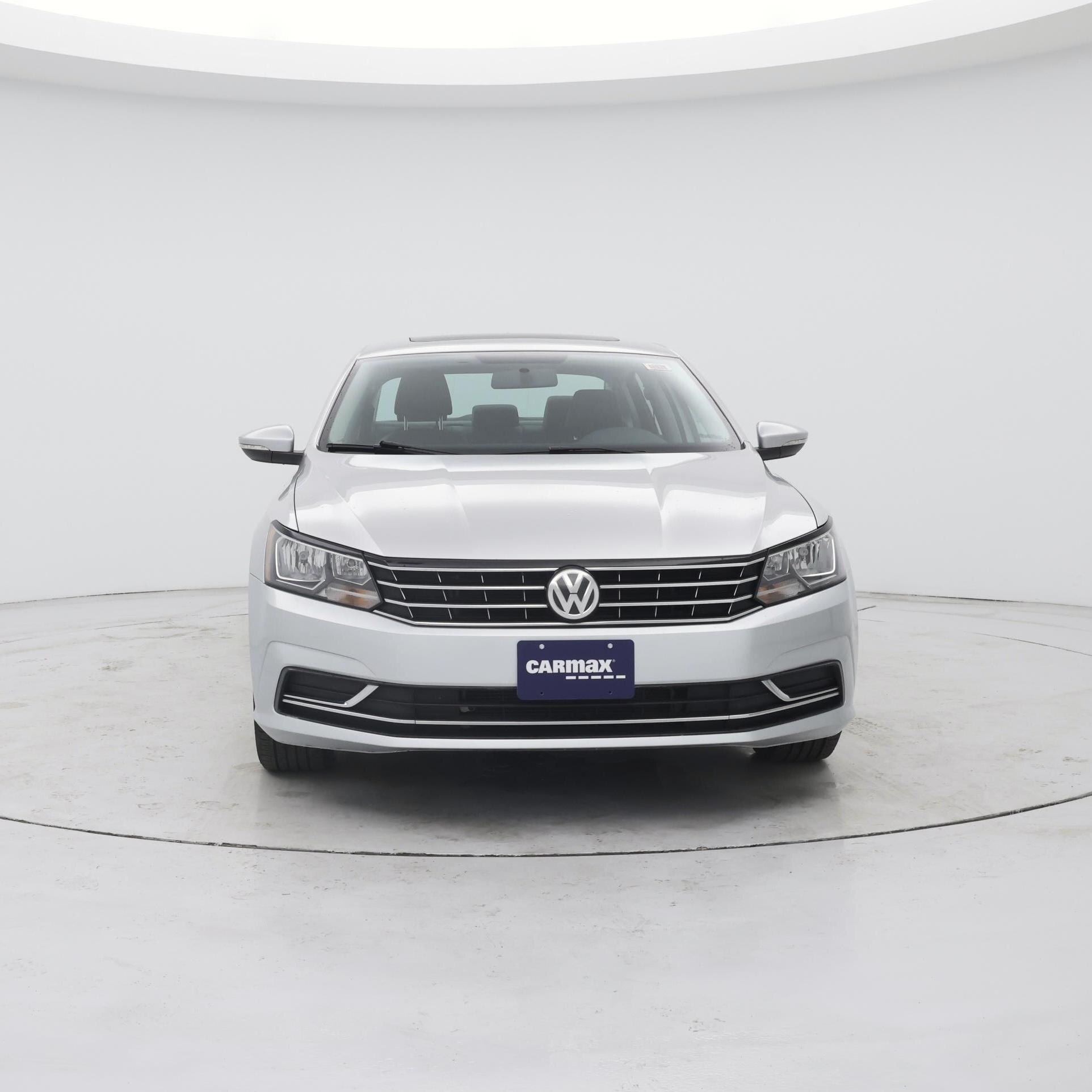 Thumbnail: 2016 Volkswagen Passat - 5