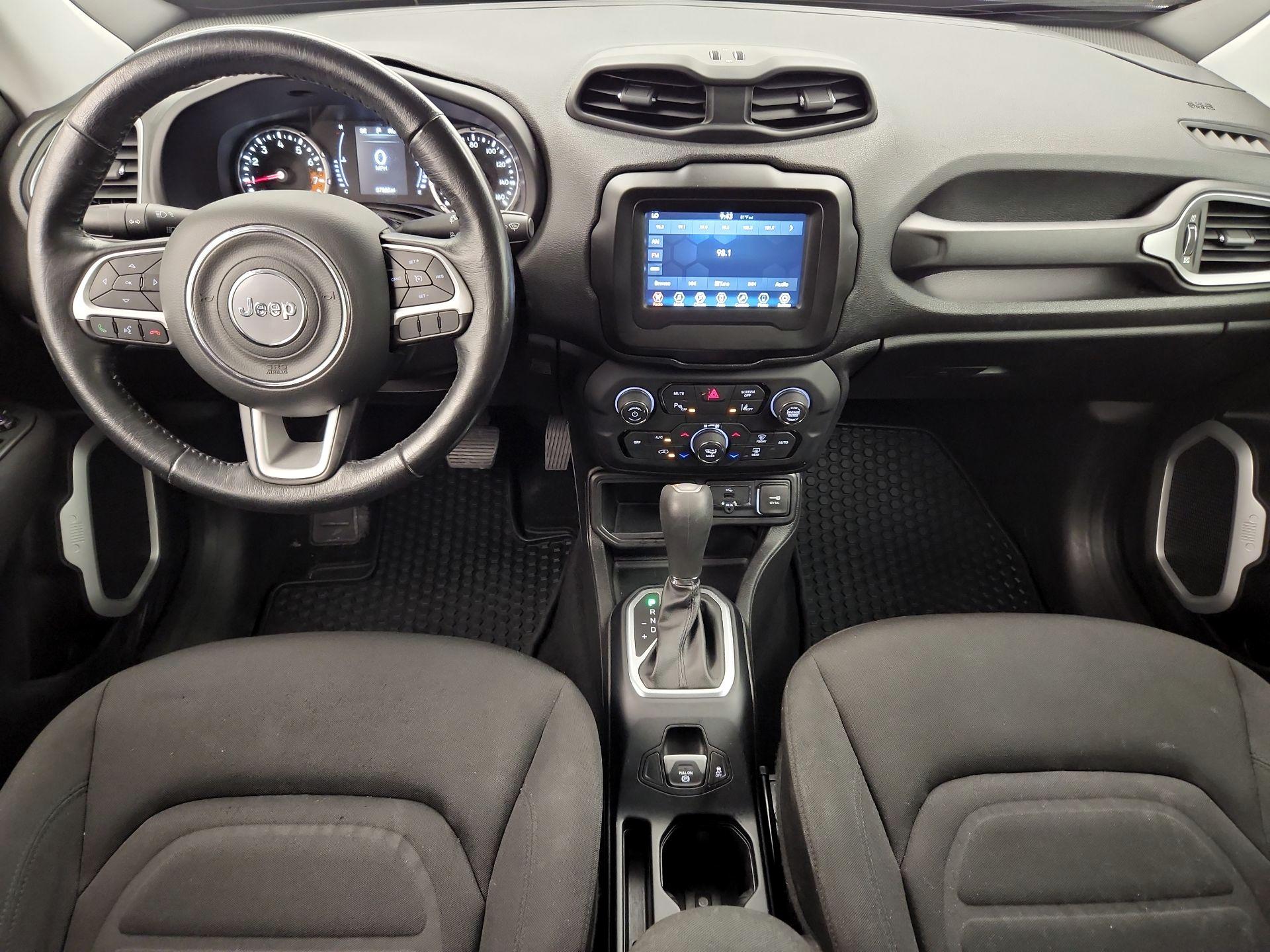 Thumbnail: 2018 Jeep Renegade - 9