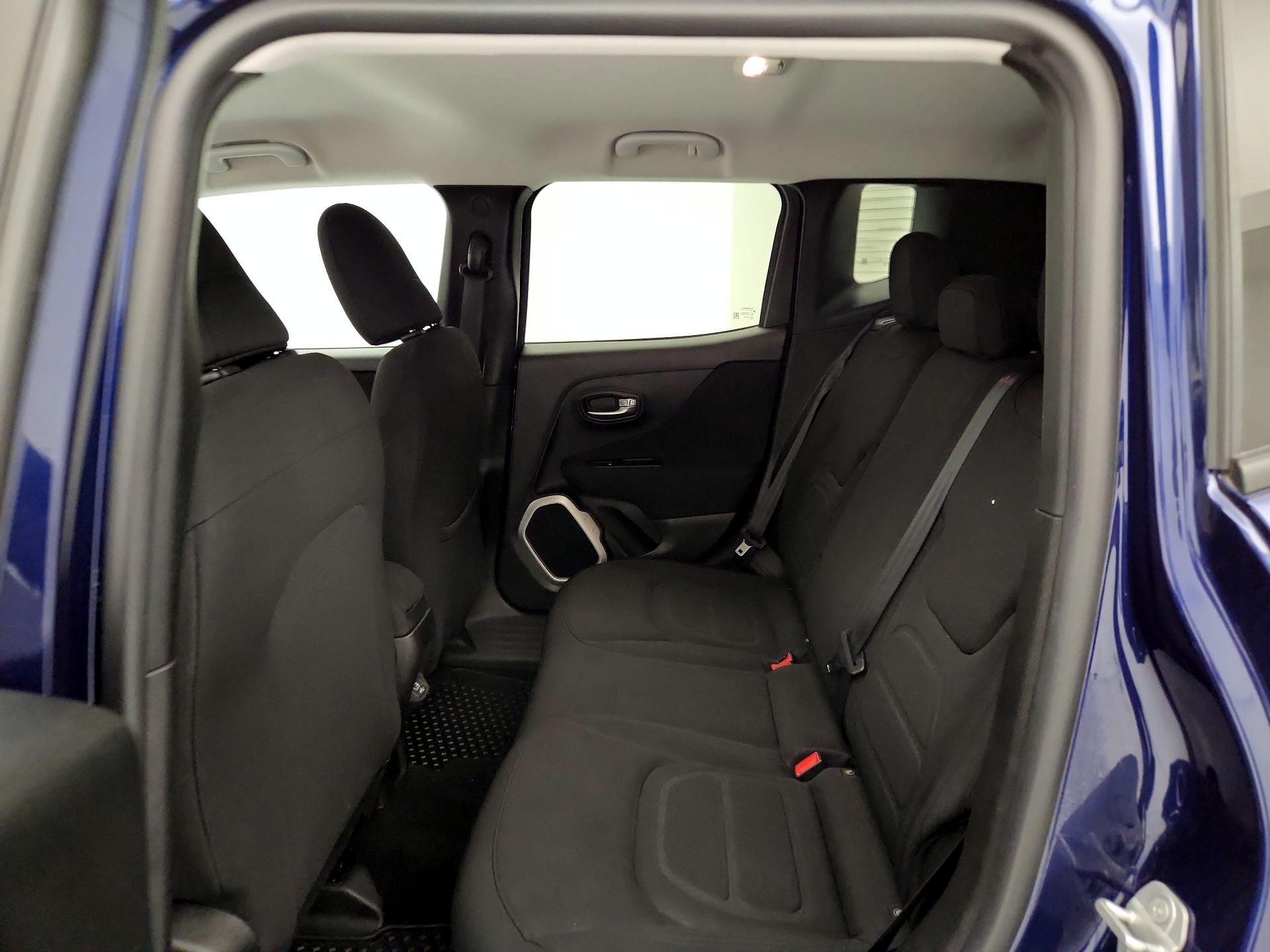 Thumbnail: 2018 Jeep Renegade - 19