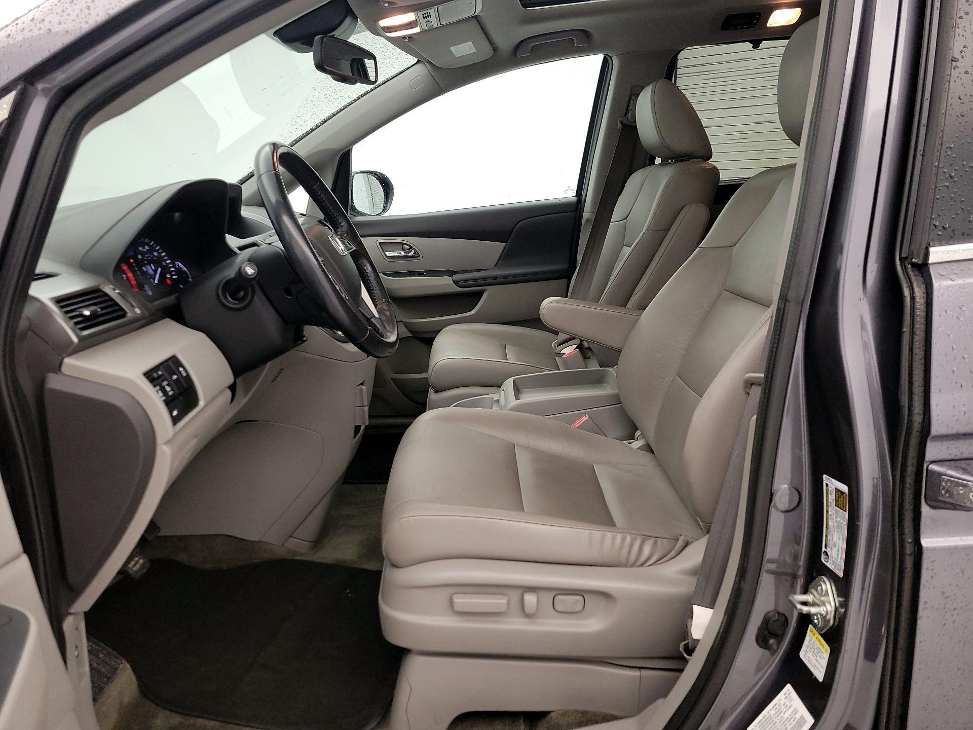 Thumbnail: 2015 Honda Odyssey - 11