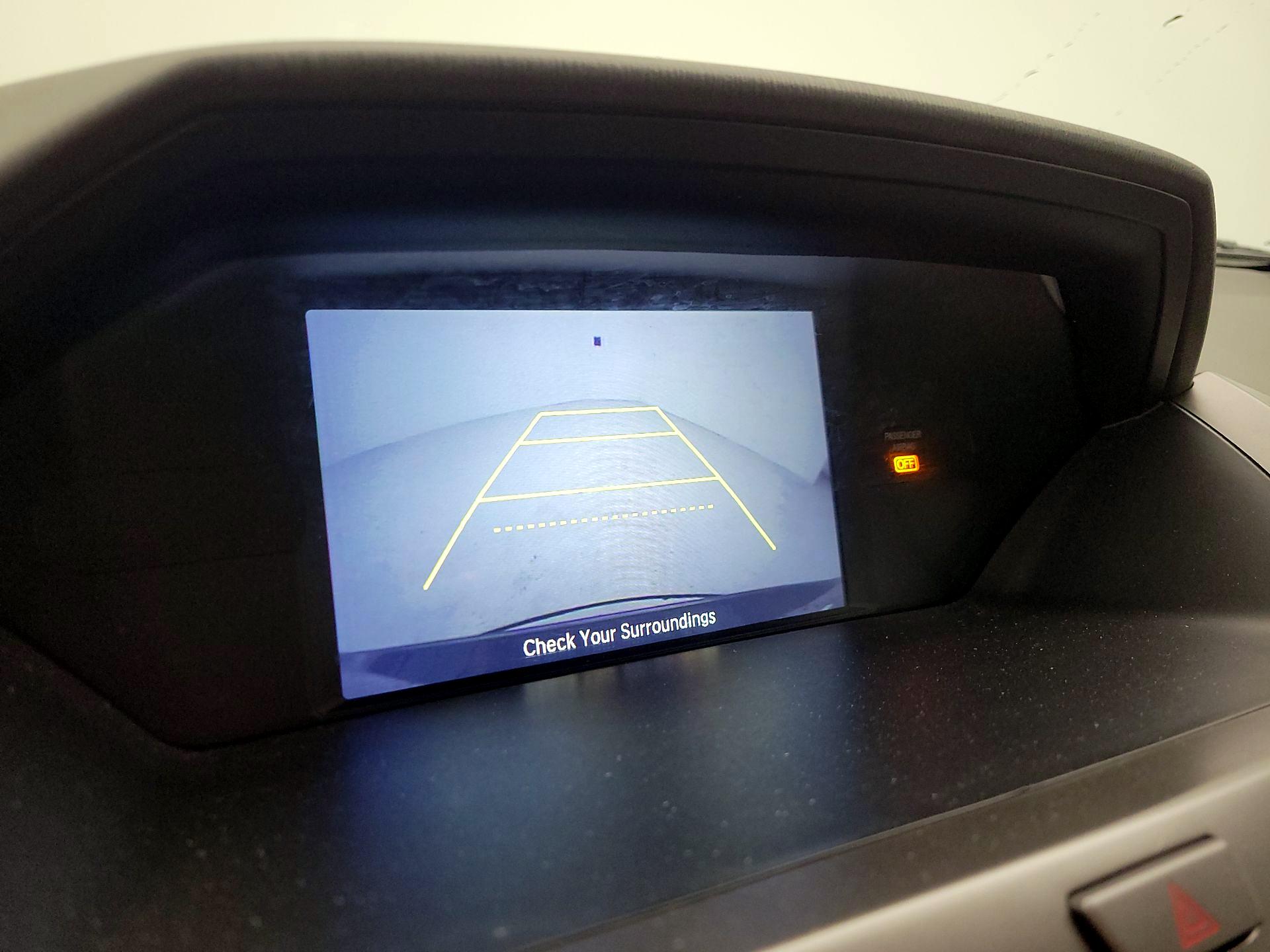 Thumbnail: 2015 Honda Odyssey - 14