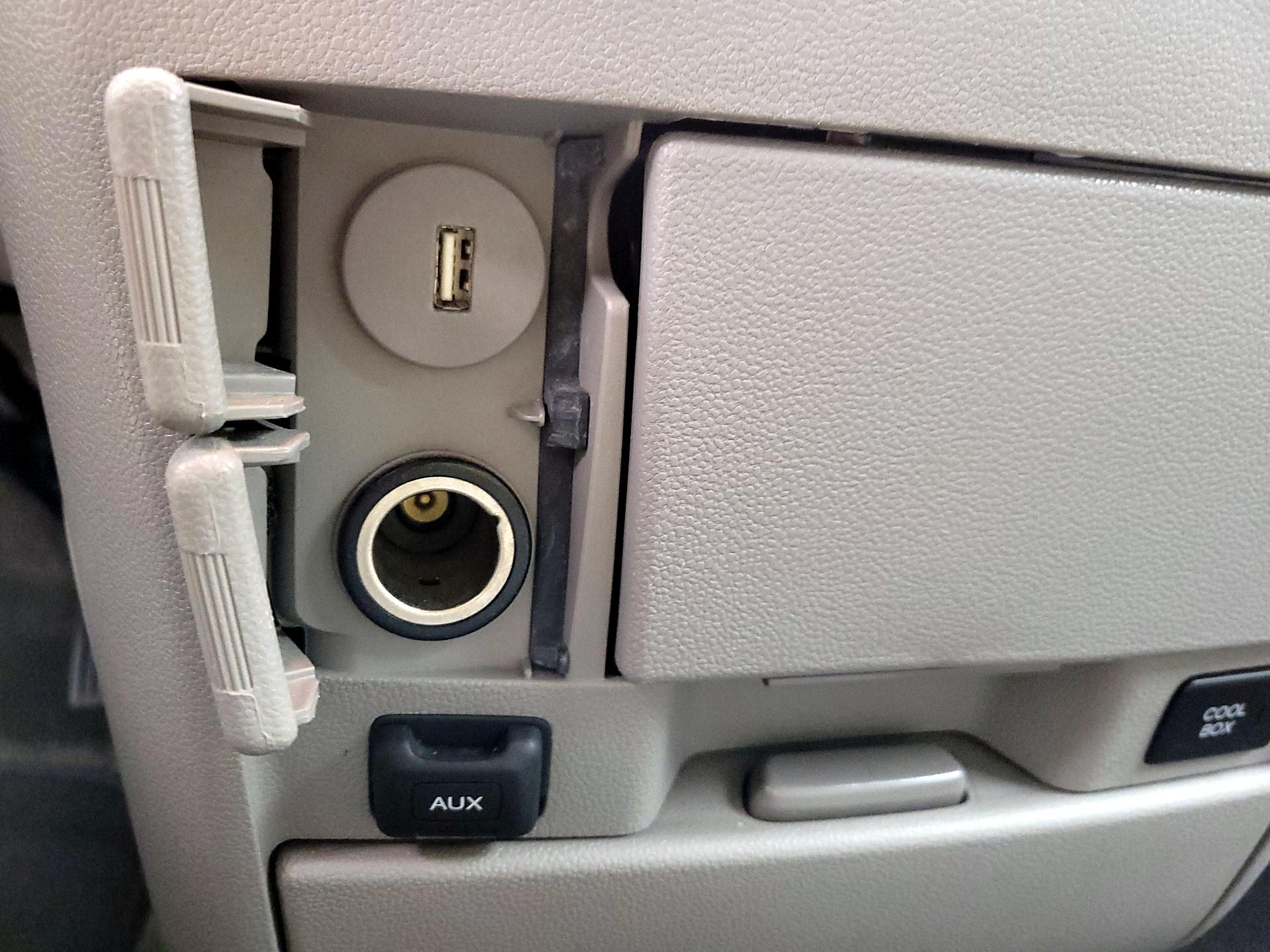 Thumbnail: 2015 Honda Odyssey - 18