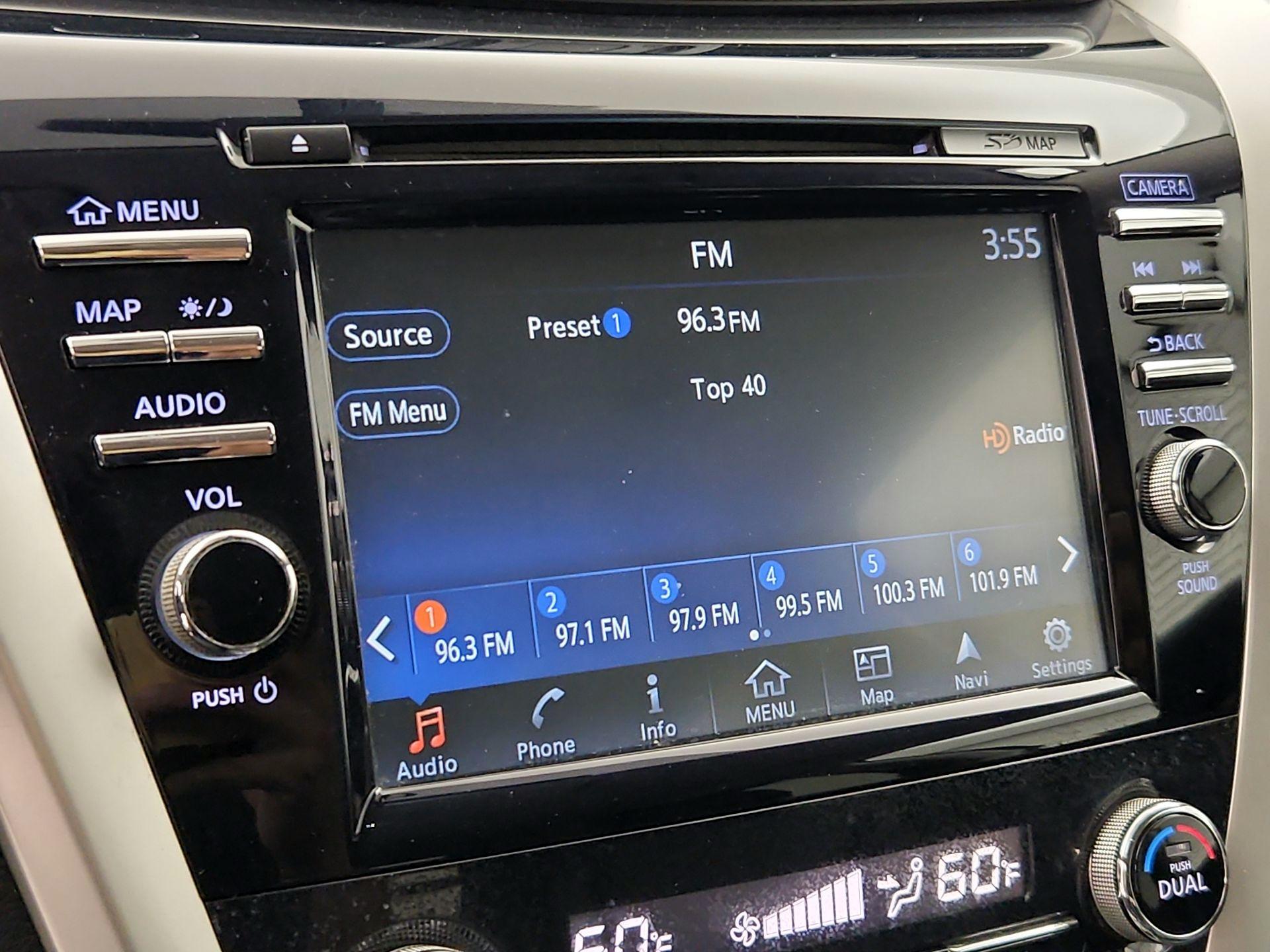 Thumbnail: 2016 Nissan Murano - 15