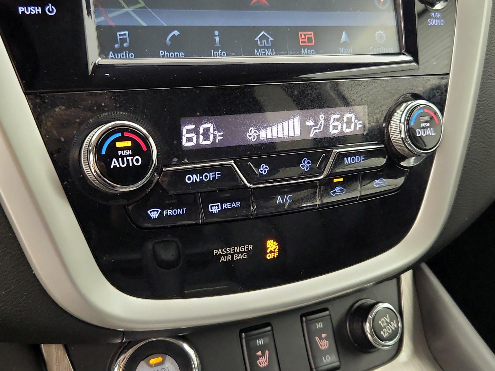 Thumbnail: 2016 Nissan Murano - 16