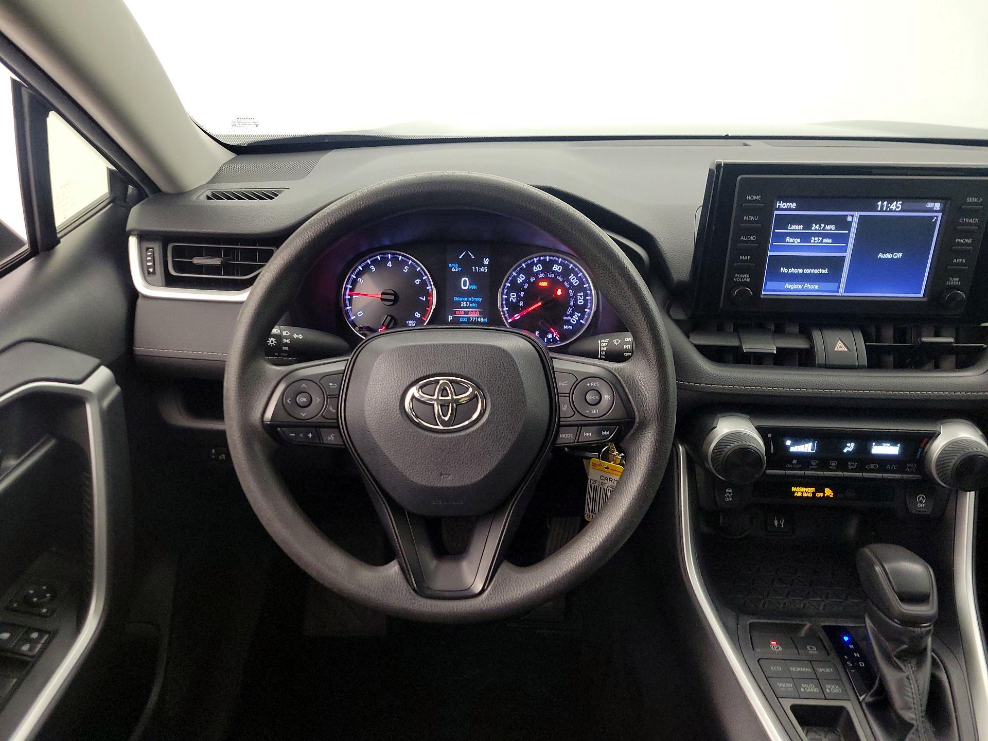 Thumbnail: 2019 Toyota RAV4 - 10