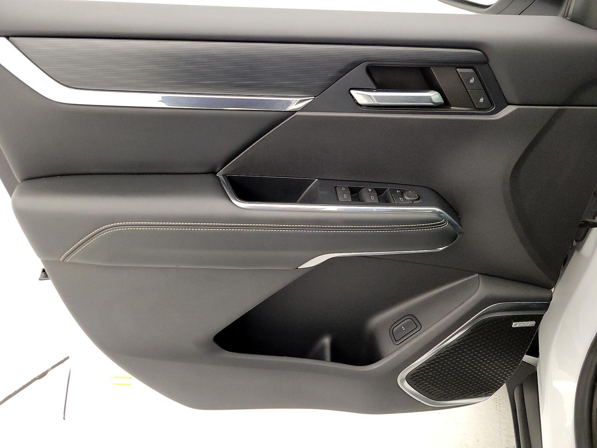 Thumbnail: 2024 GMC Acadia - 12