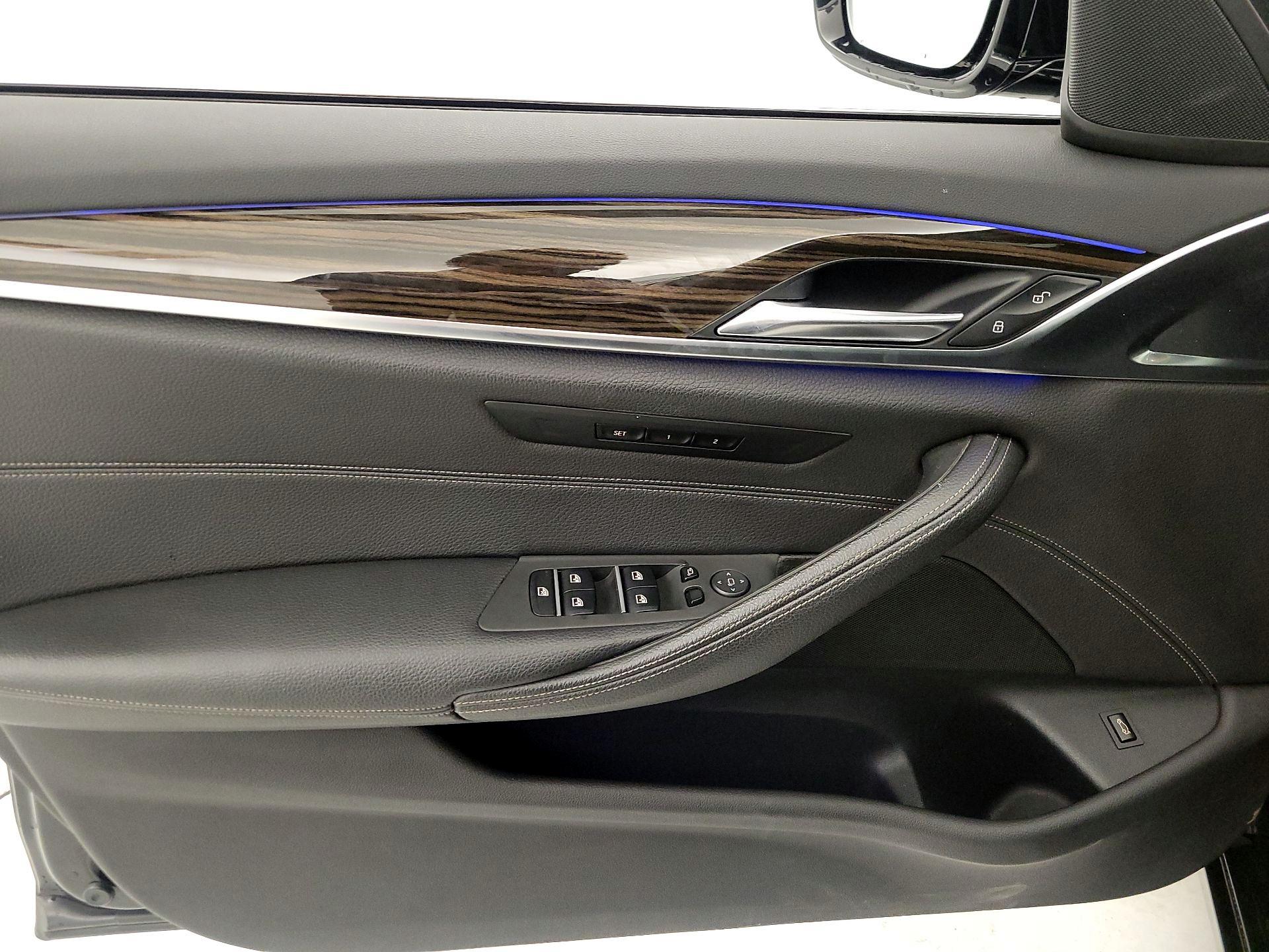 Thumbnail: 2018 BMW 5 Series - 12