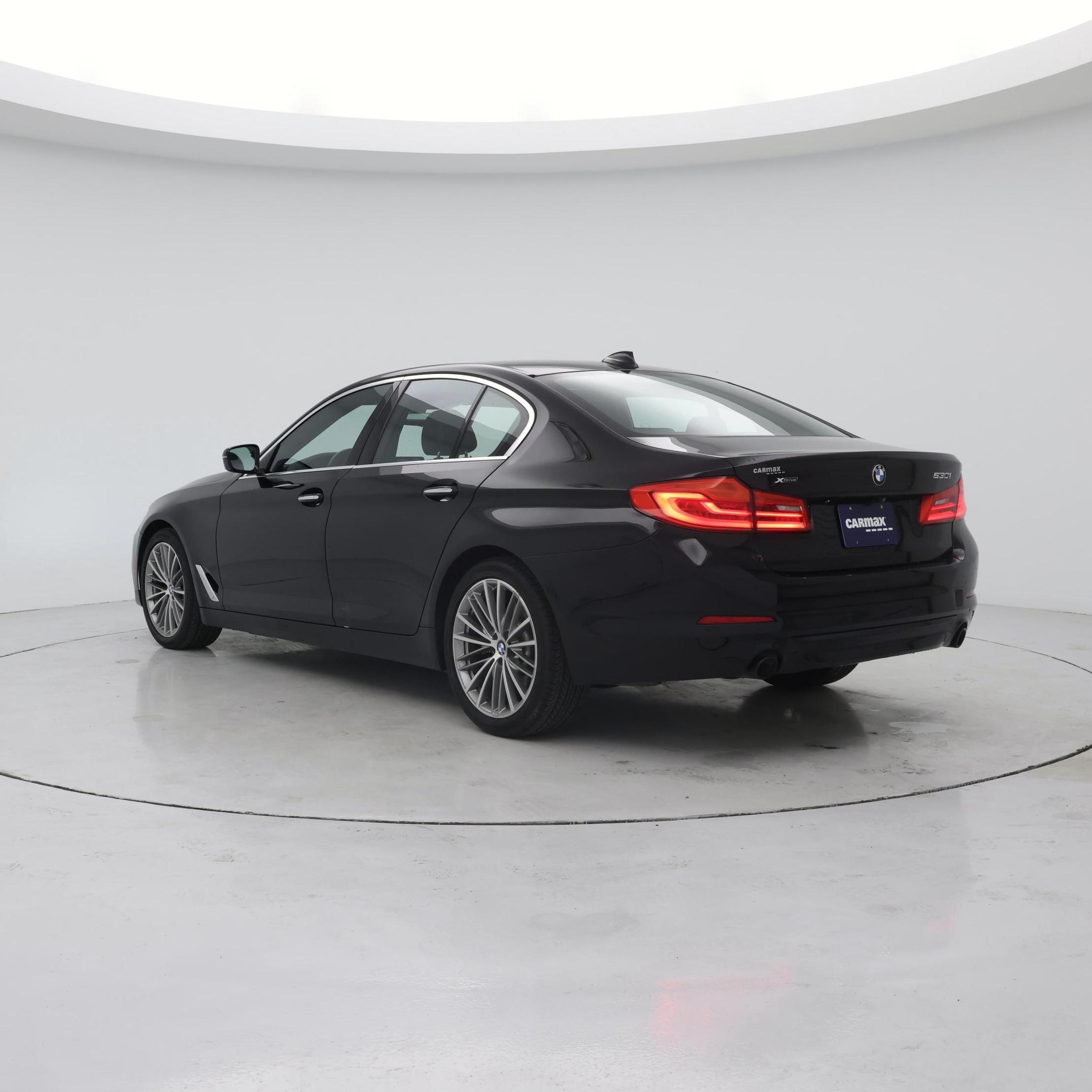 Thumbnail: 2018 BMW 5 Series - 2