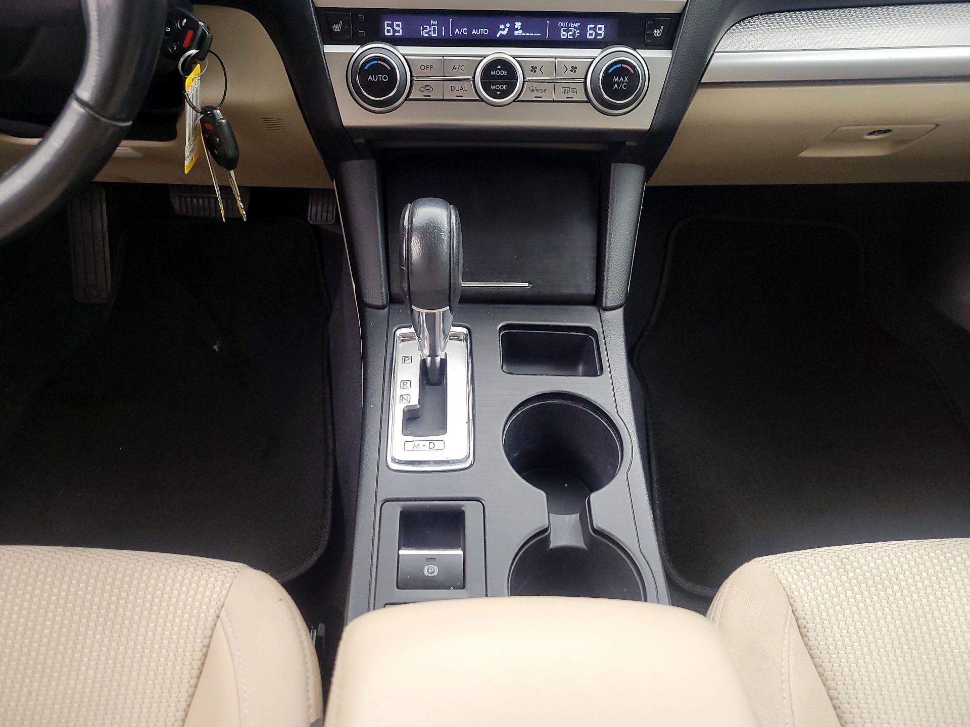 Thumbnail: 2016 Subaru Outback - 17