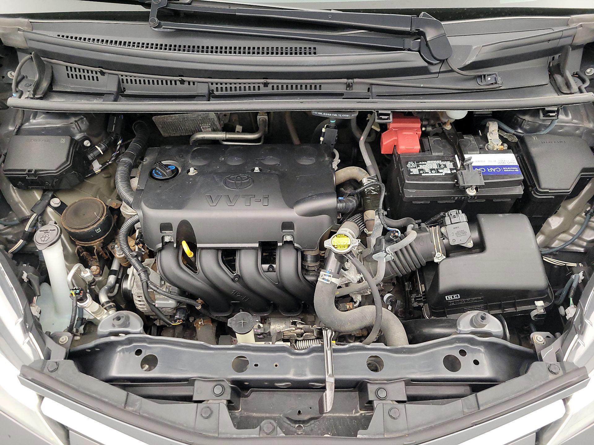 Thumbnail: 2015 Toyota Yaris - 19