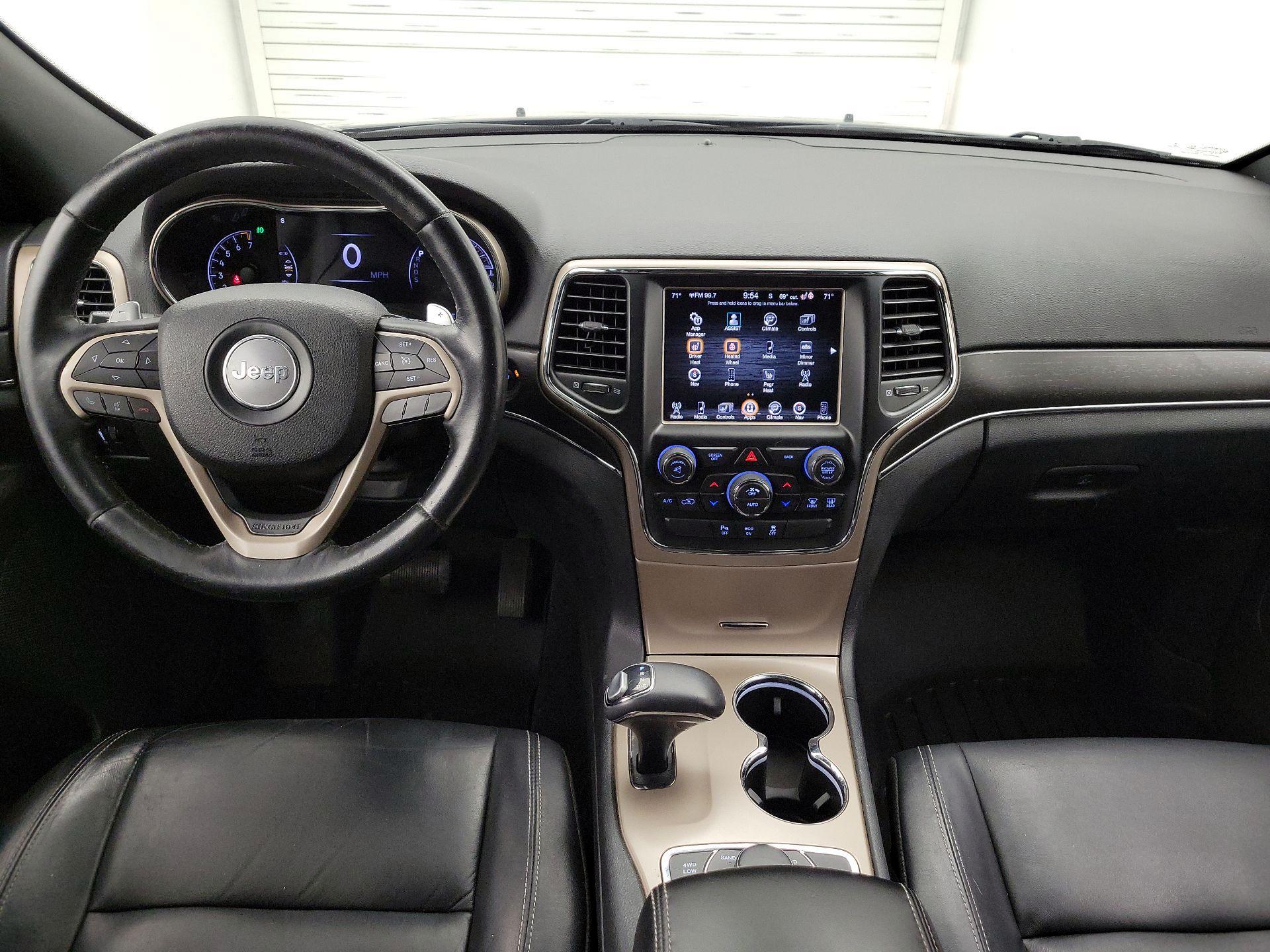 Thumbnail: 2015 Jeep Grand Cherokee - 9