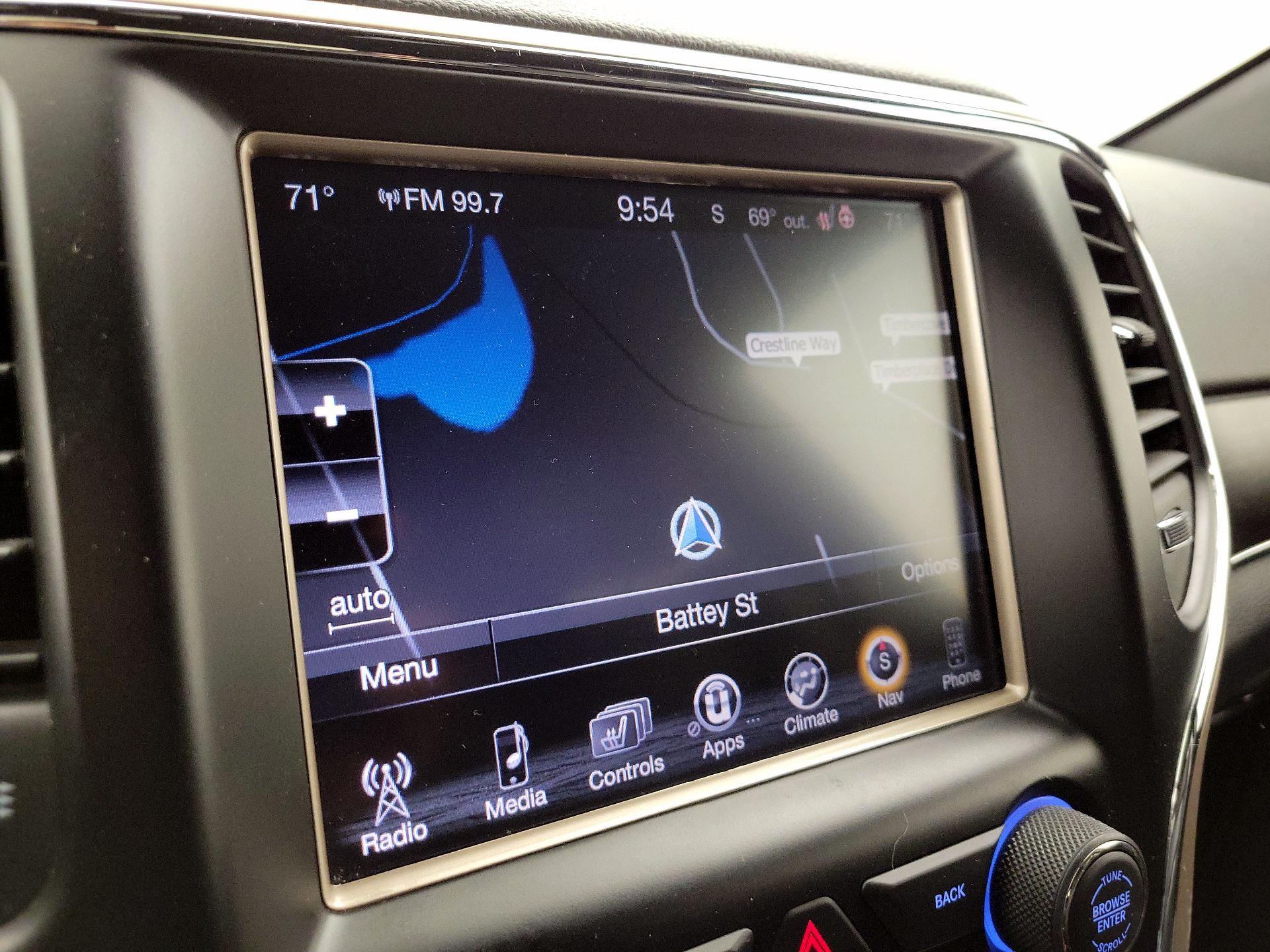 Thumbnail: 2015 Jeep Grand Cherokee - 14