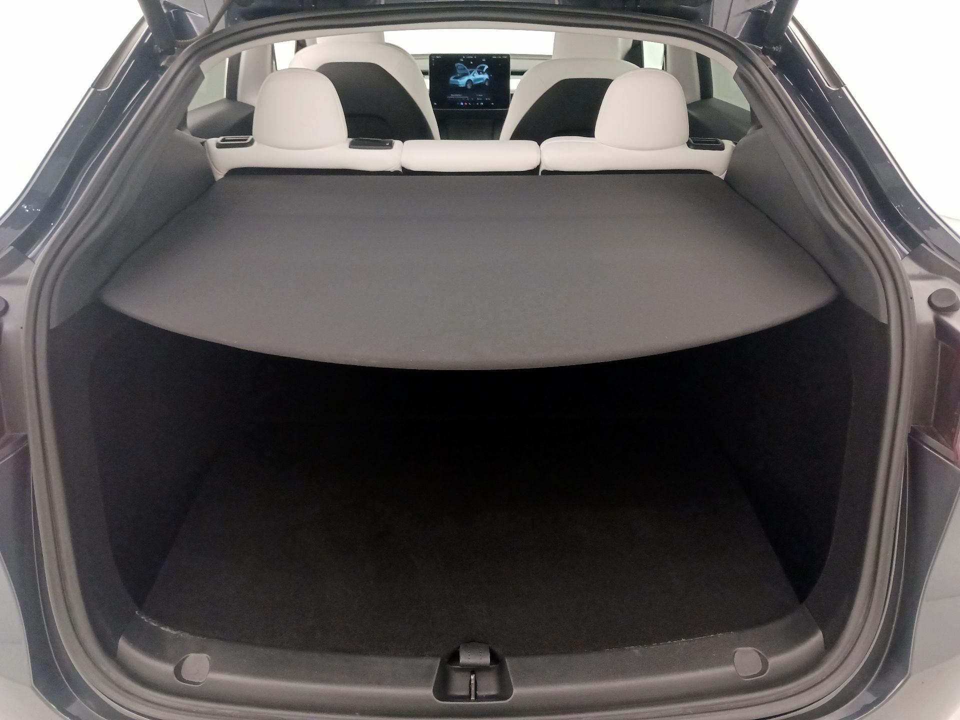 Thumbnail: 2024 Tesla Model Y - 19