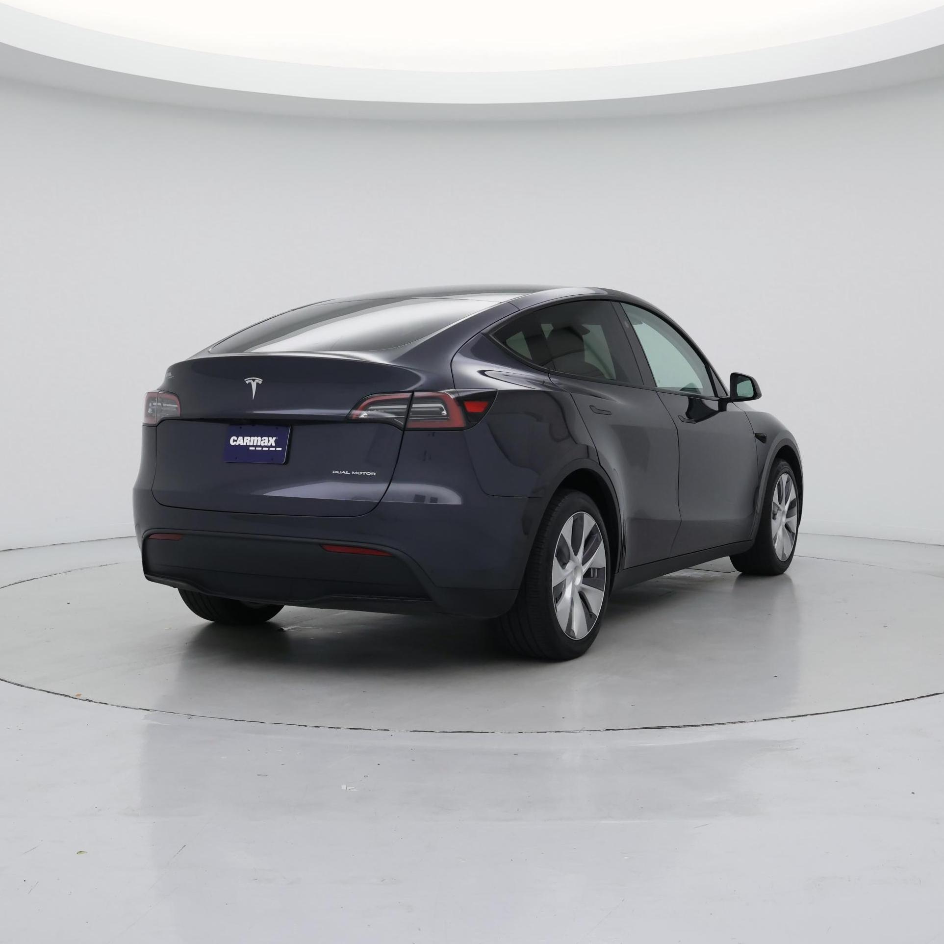 Thumbnail: 2024 Tesla Model Y - 8