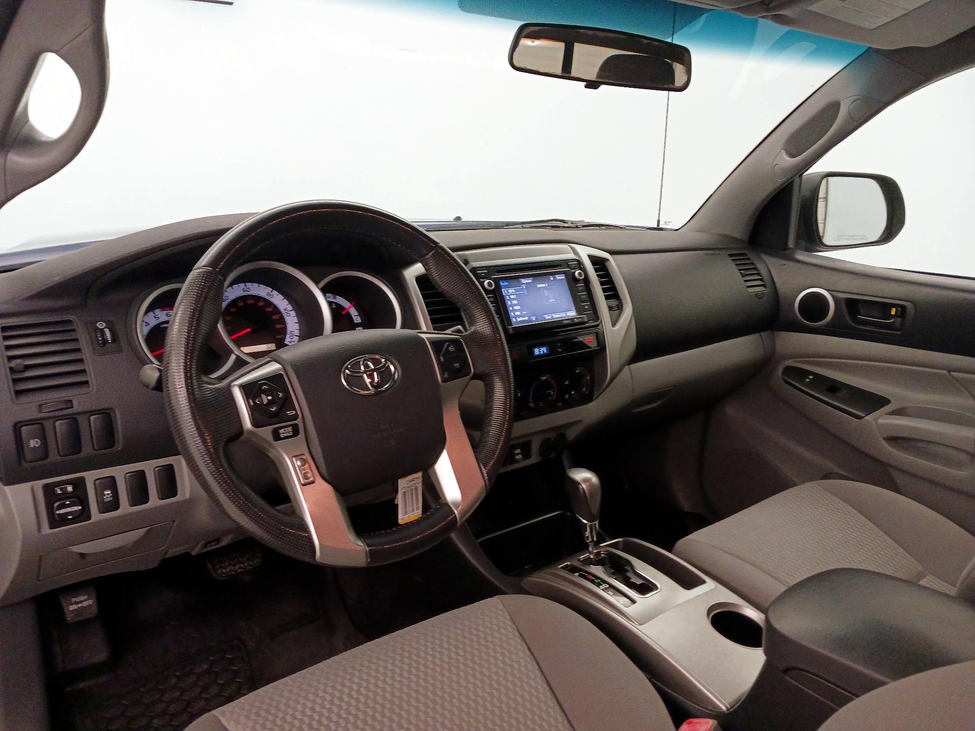 Thumbnail: 2014 Toyota Tacoma - 9