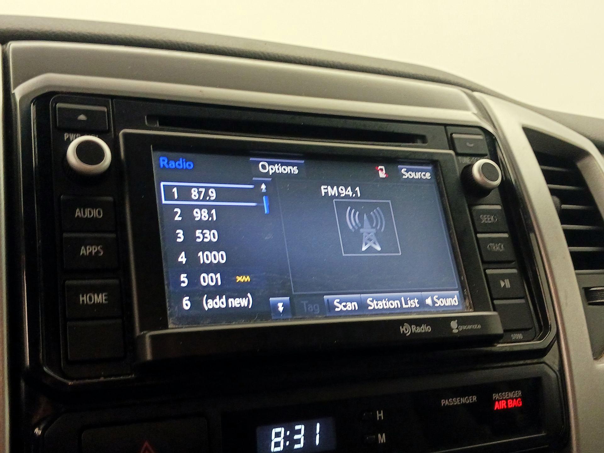 Thumbnail: 2014 Toyota Tacoma - 15