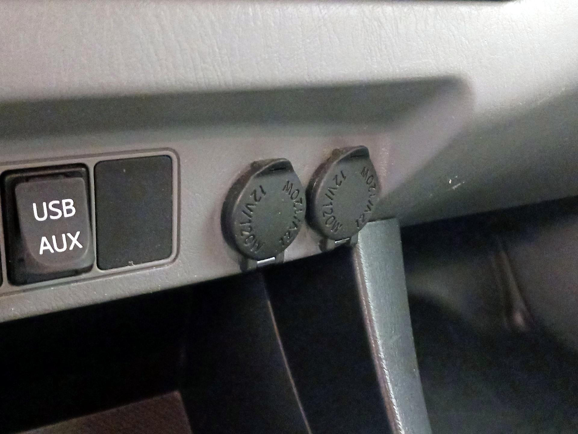 Thumbnail: 2014 Toyota Tacoma - 18