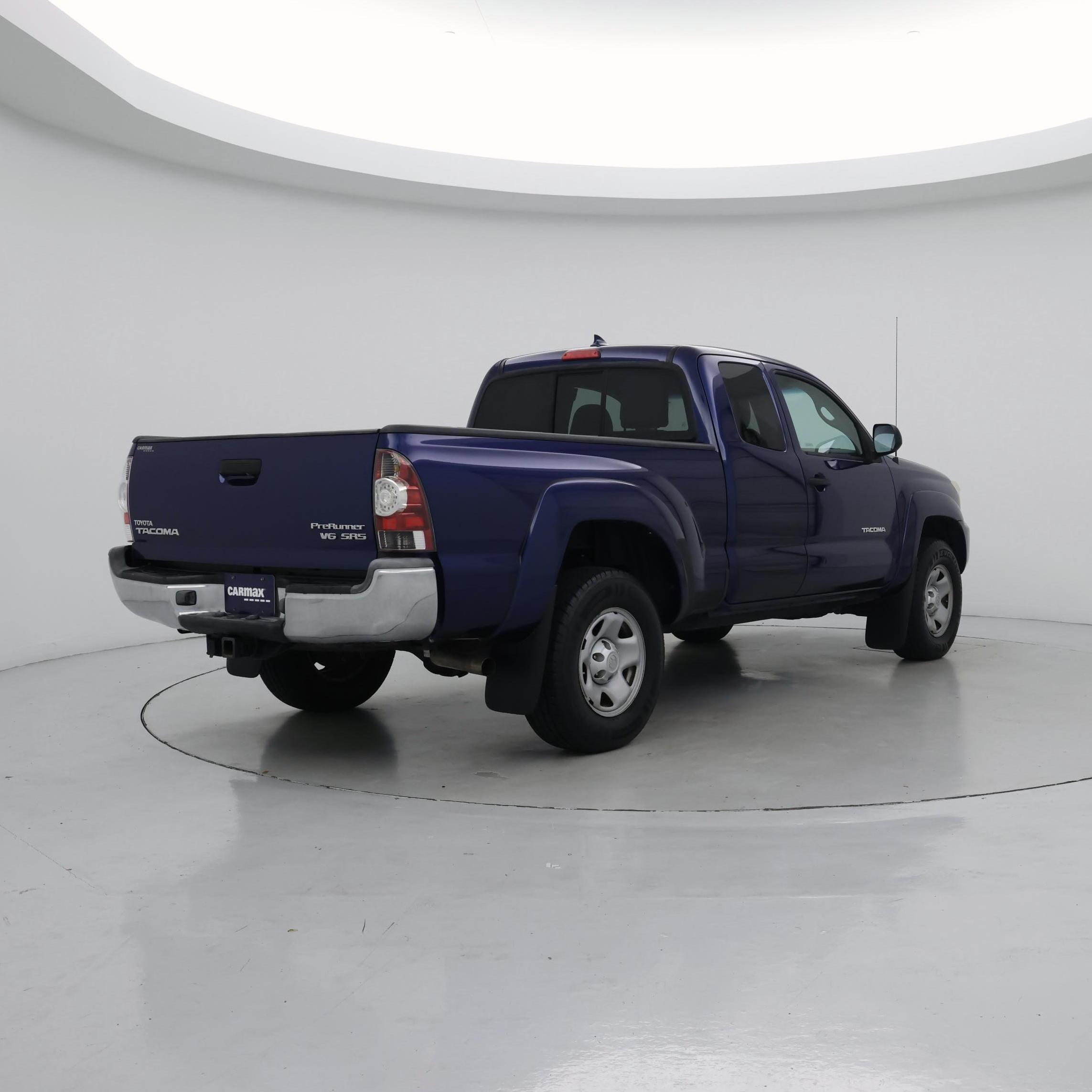 Thumbnail: 2014 Toyota Tacoma - 8