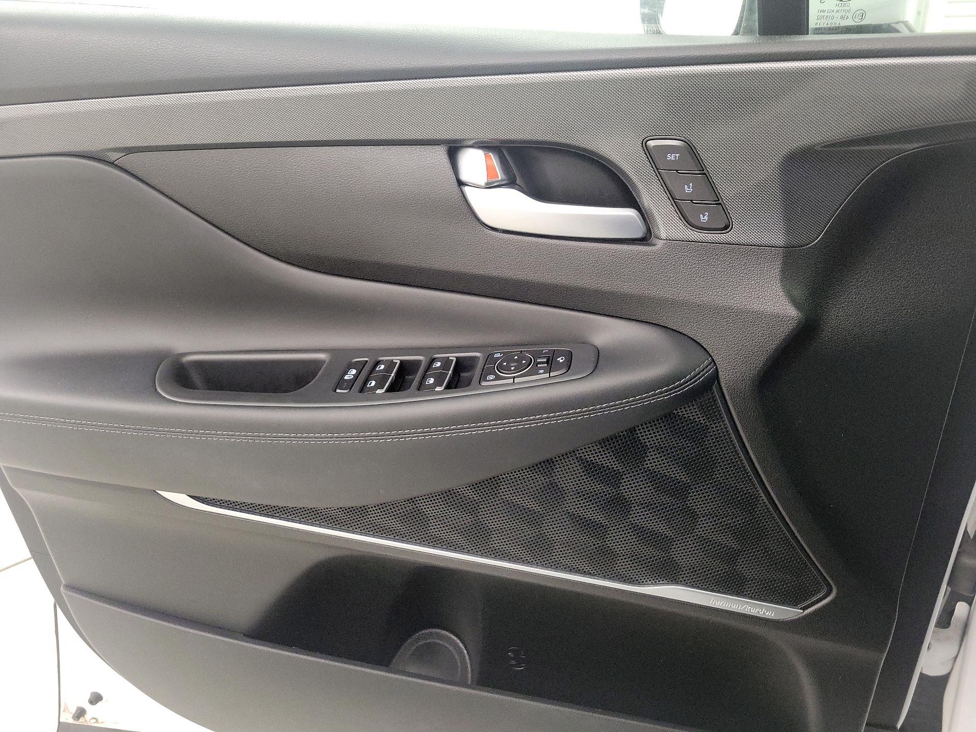 Thumbnail: 2022 Hyundai Santa Fe - 12