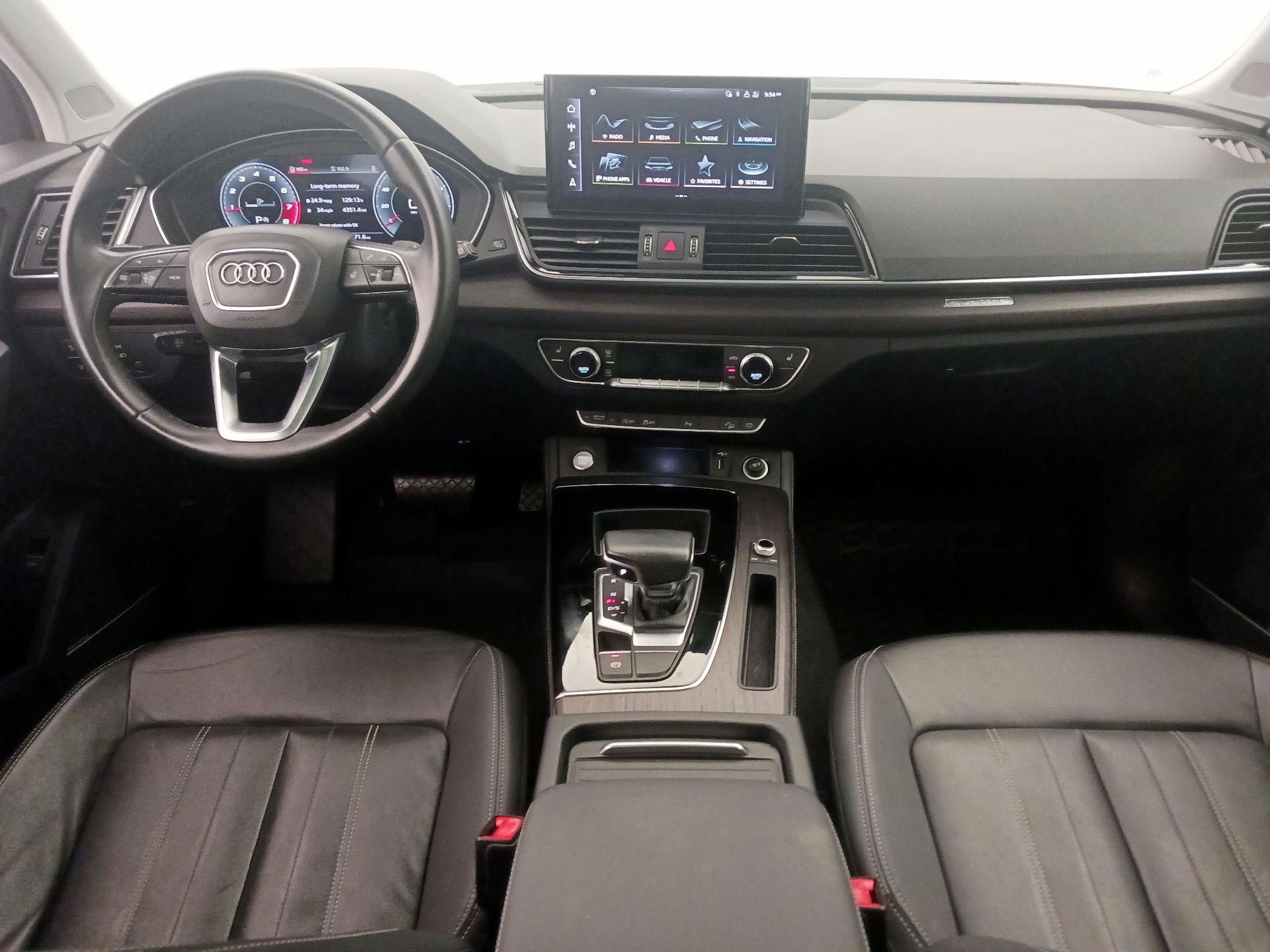 Thumbnail: 2021 Audi Q5 - 9