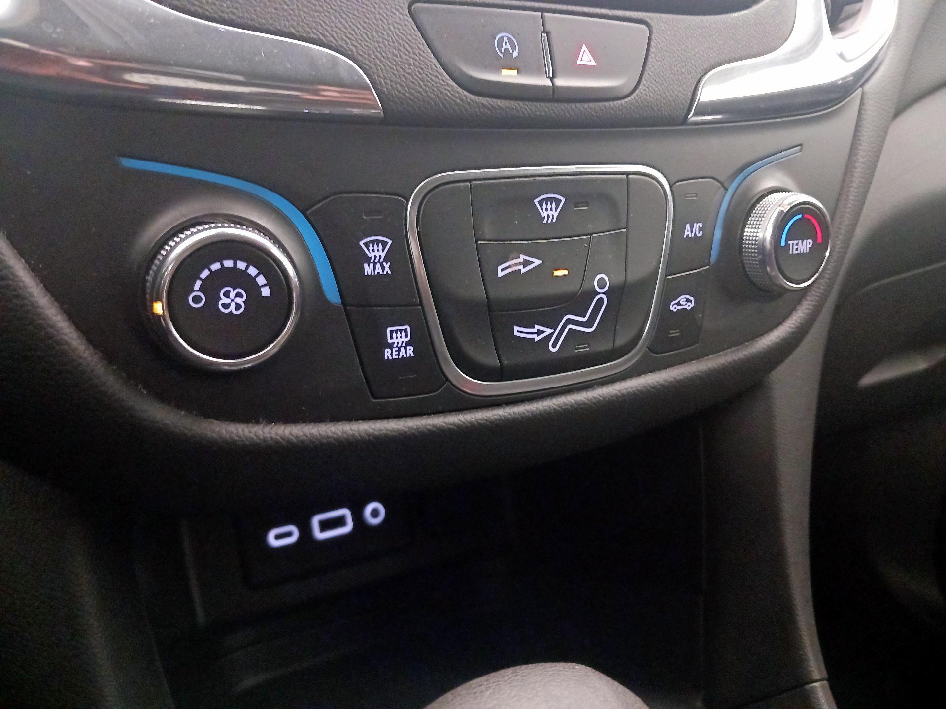 Thumbnail: 2023 Chevrolet Equinox - 16