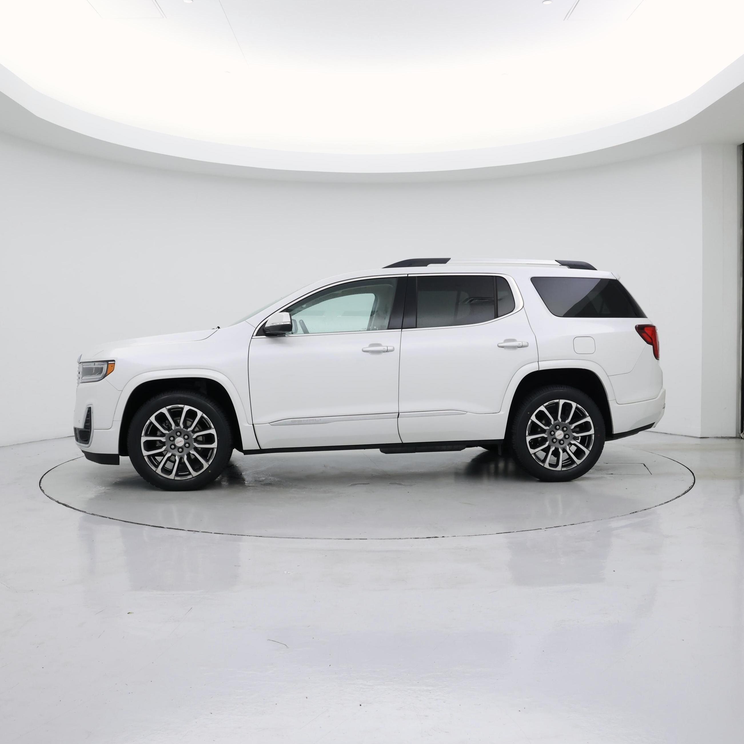 Thumbnail: 2022 GMC Acadia - 3