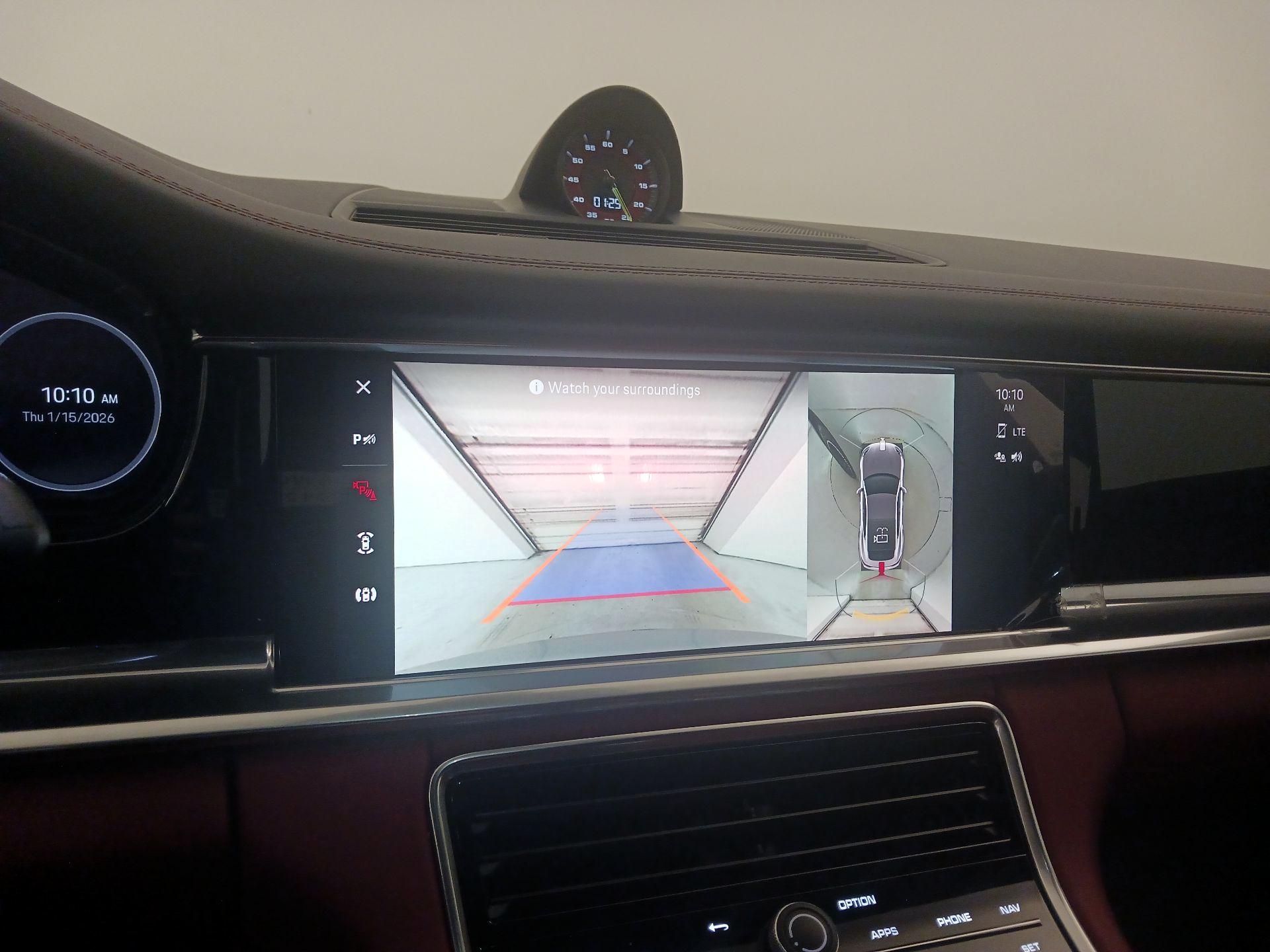 Thumbnail: 2023 Porsche Panamera - 15