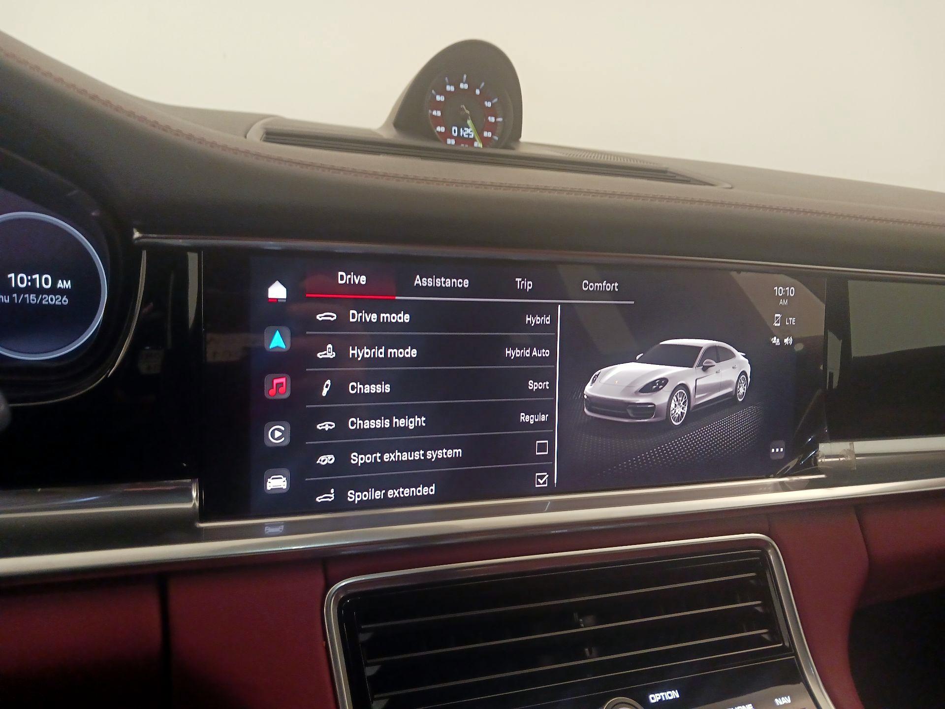 Thumbnail: 2023 Porsche Panamera - 16