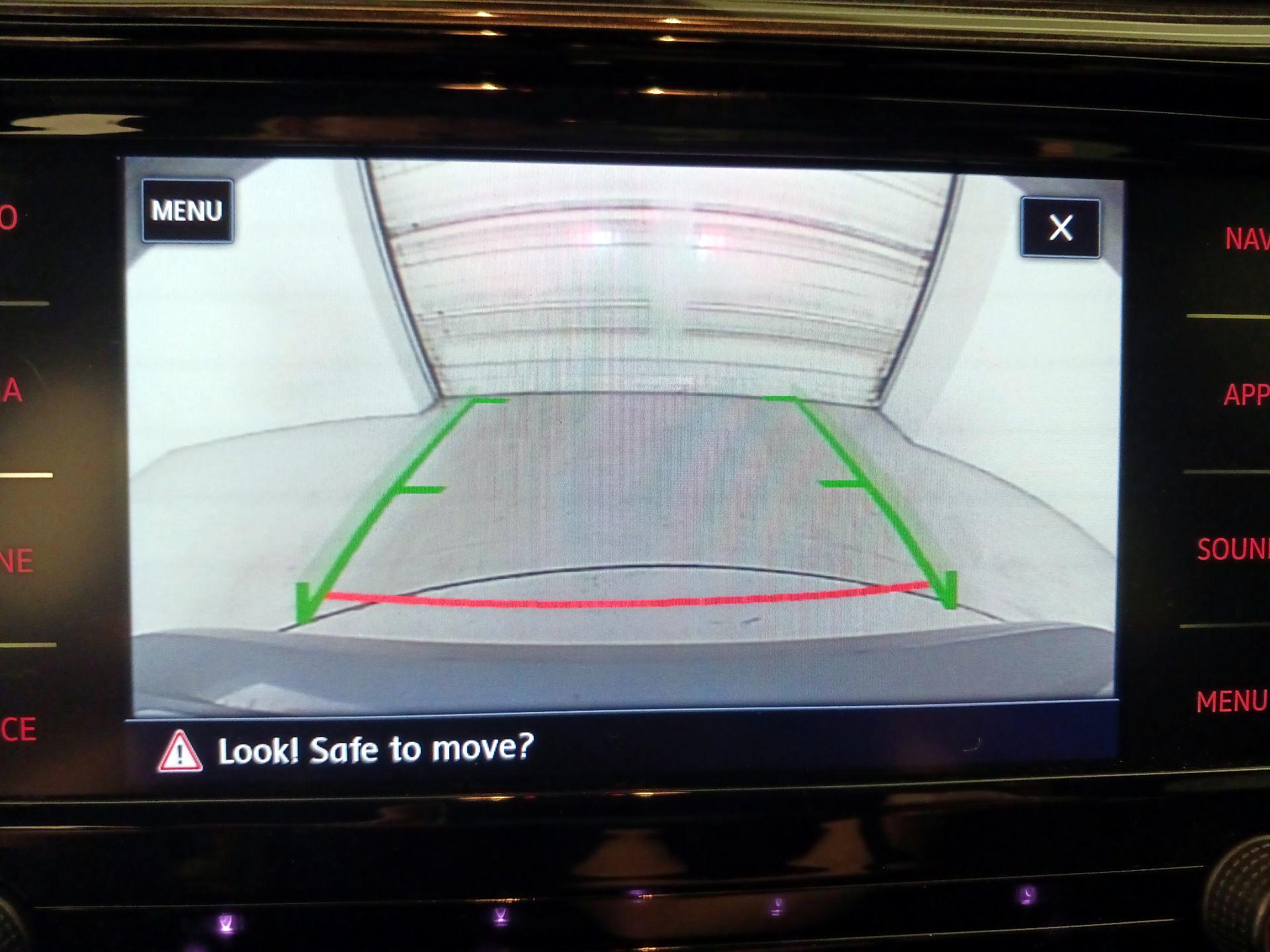 Thumbnail: 2022 Volkswagen Passat - 14