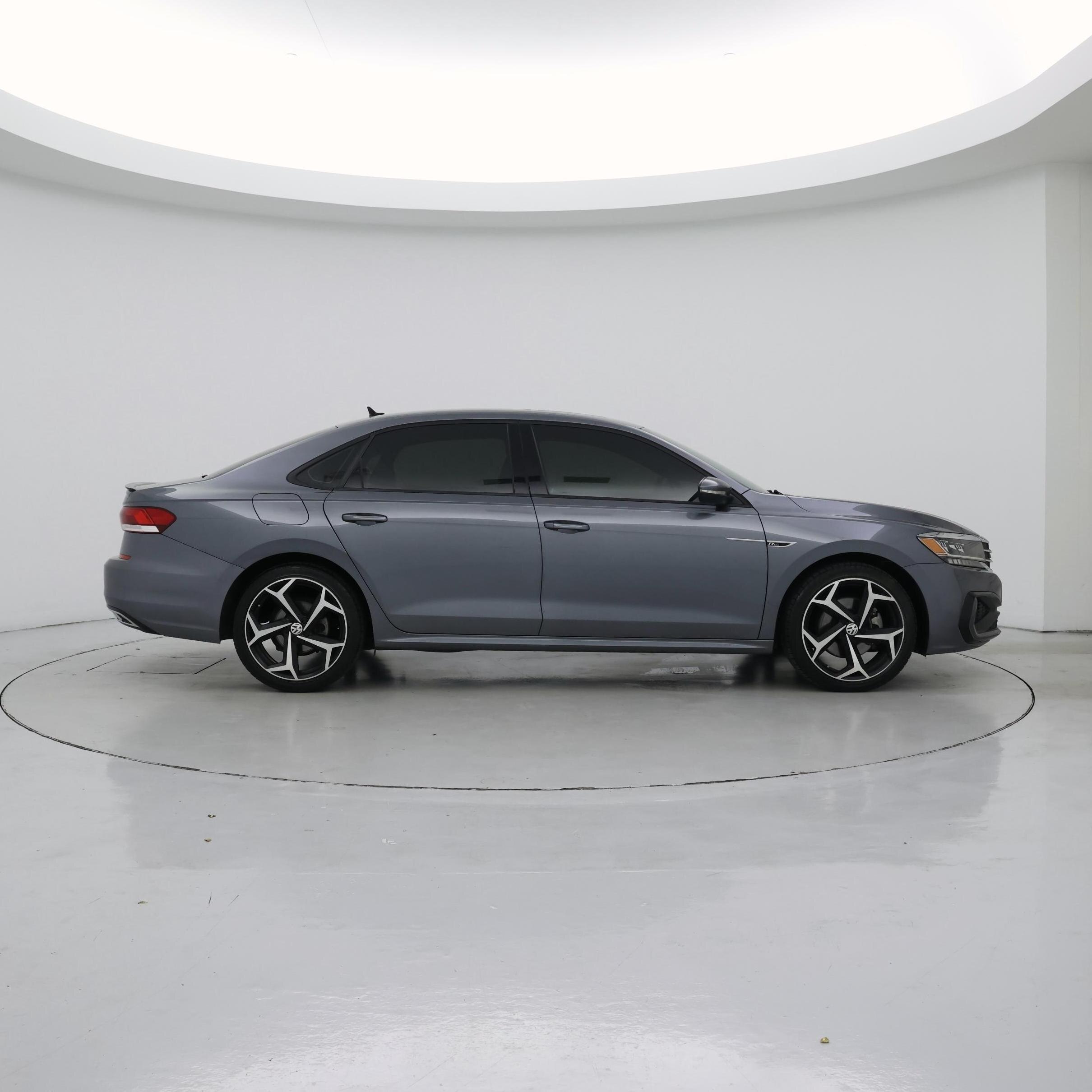 Thumbnail: 2022 Volkswagen Passat - 7