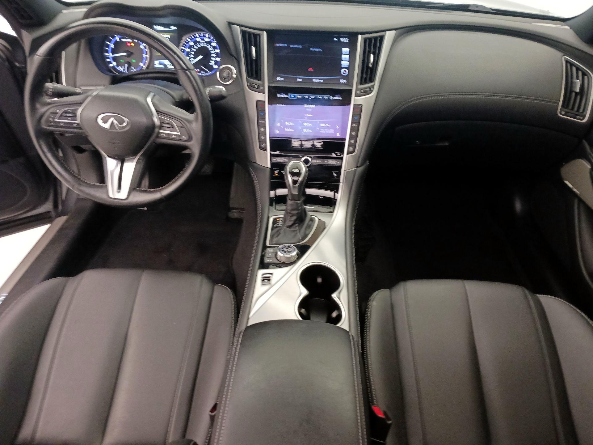 Thumbnail: 2017 INFINITI Q60 - 9